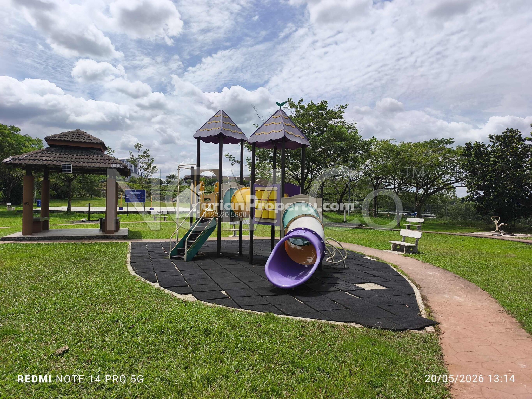 Terrace House For Auction at Bangi Avenue