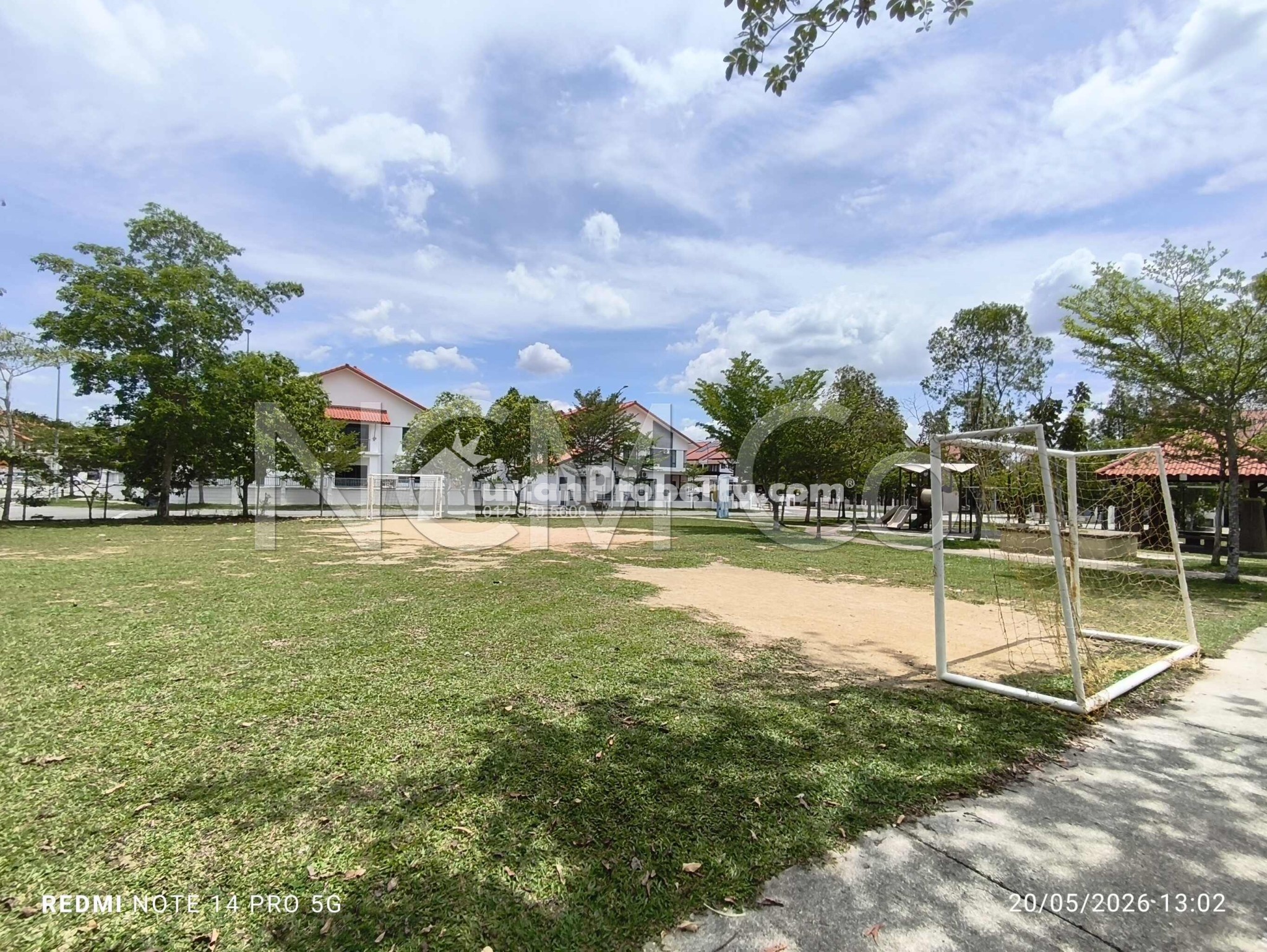 Terrace House For Auction at Alam Sari