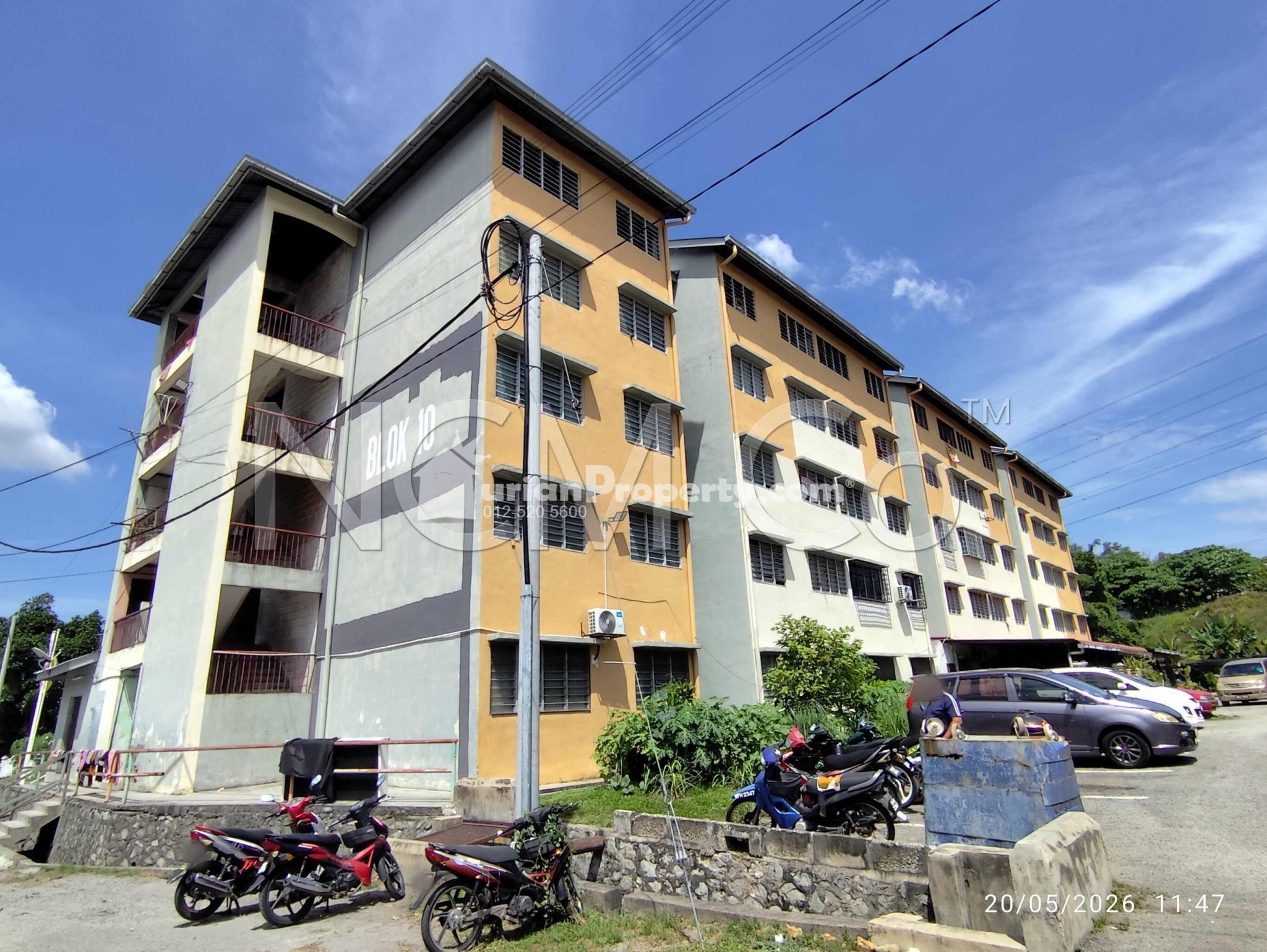Flat For Auction at Taman Semarak