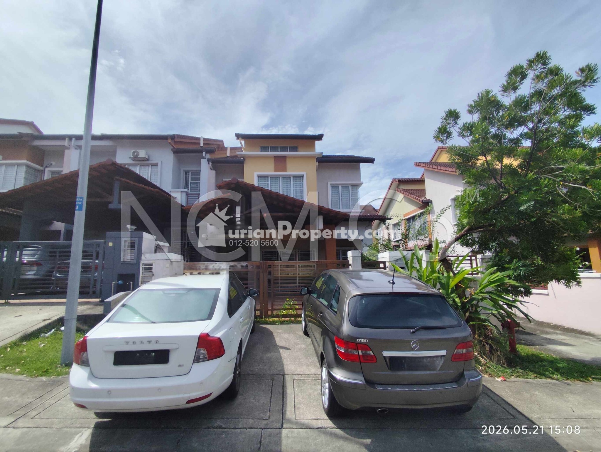 Terrace House For Auction at Denai Alam