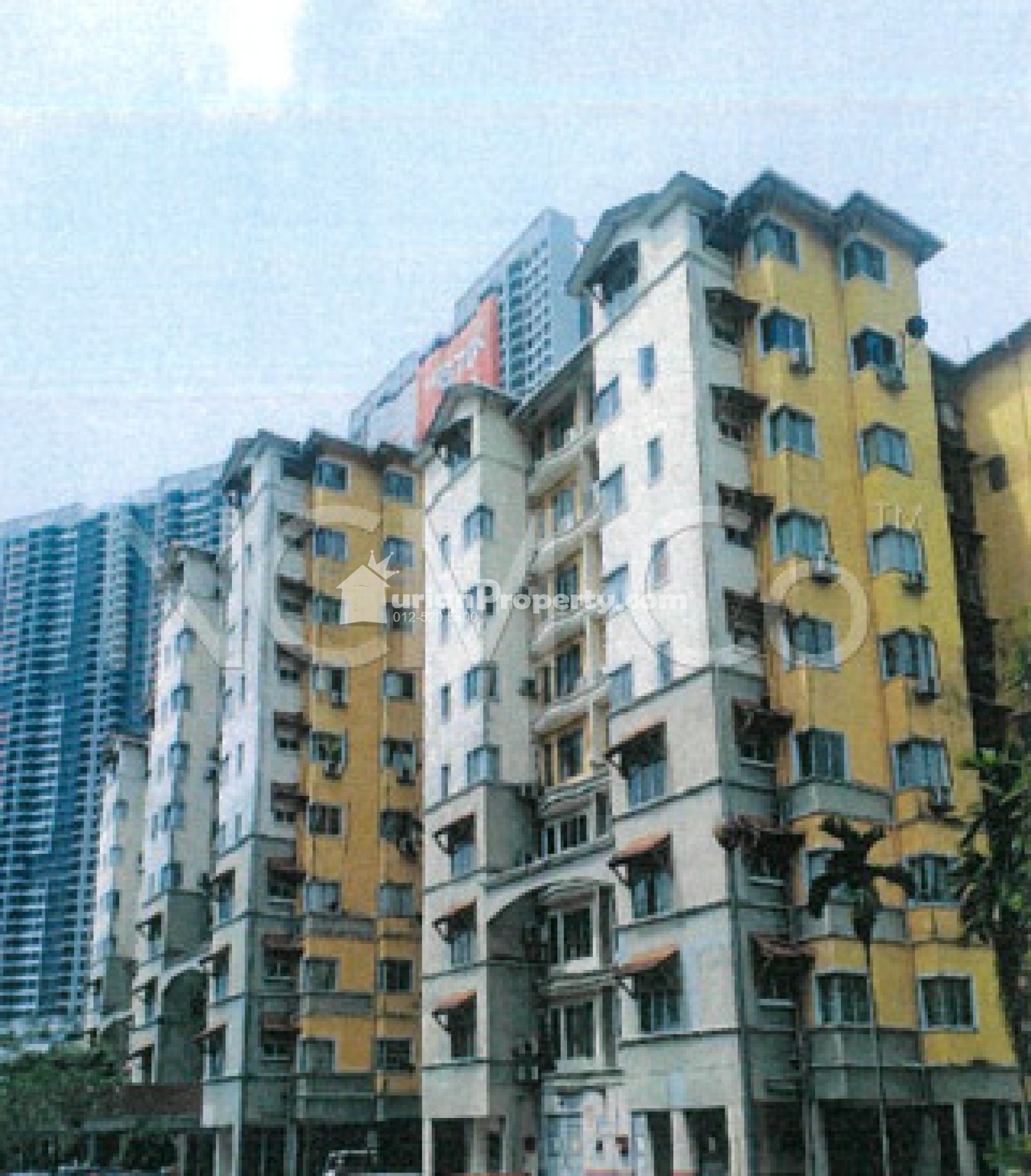Condo For Auction at De Rozelle