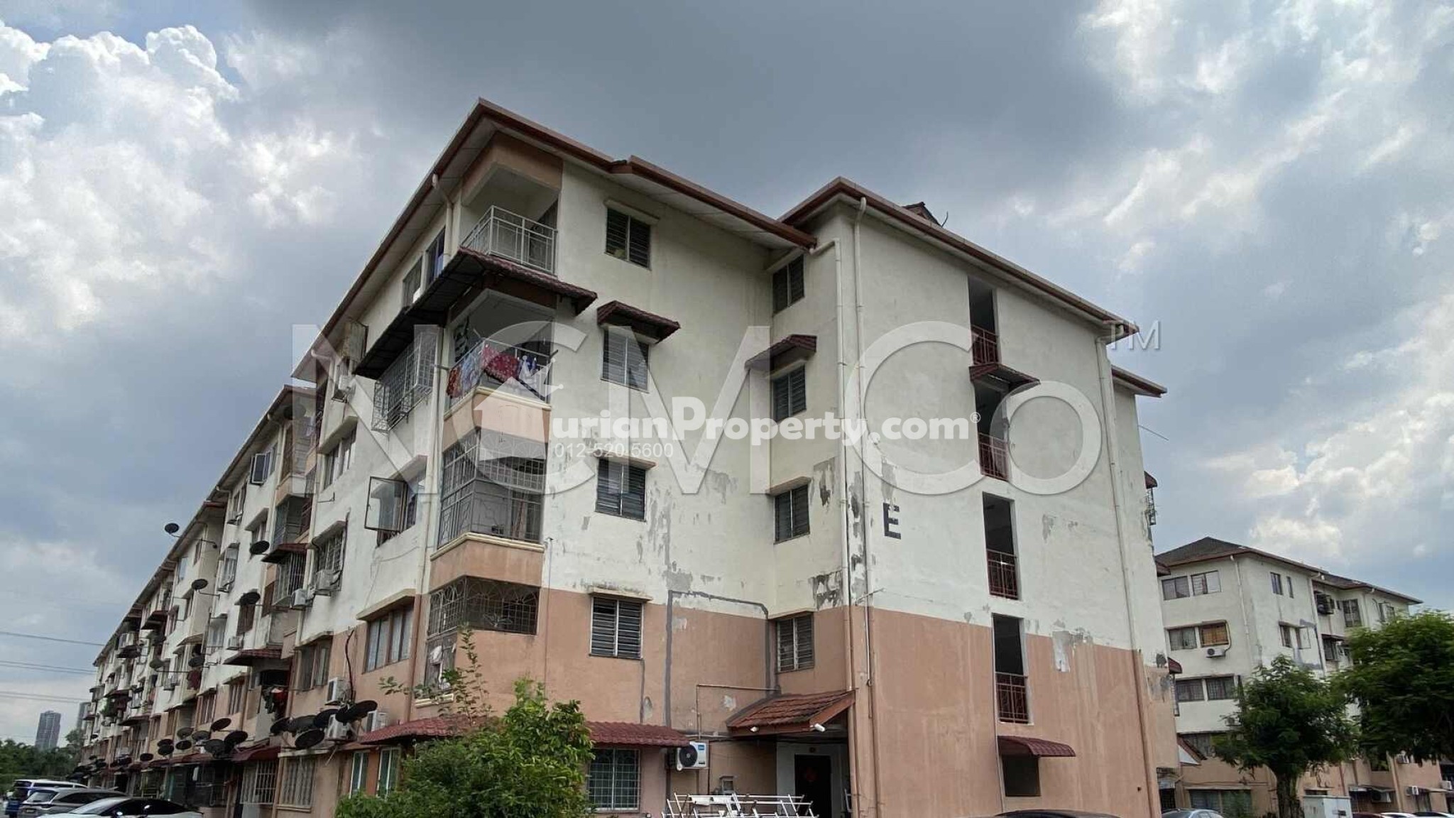 Apartment For Auction at Sri Anggerik 2