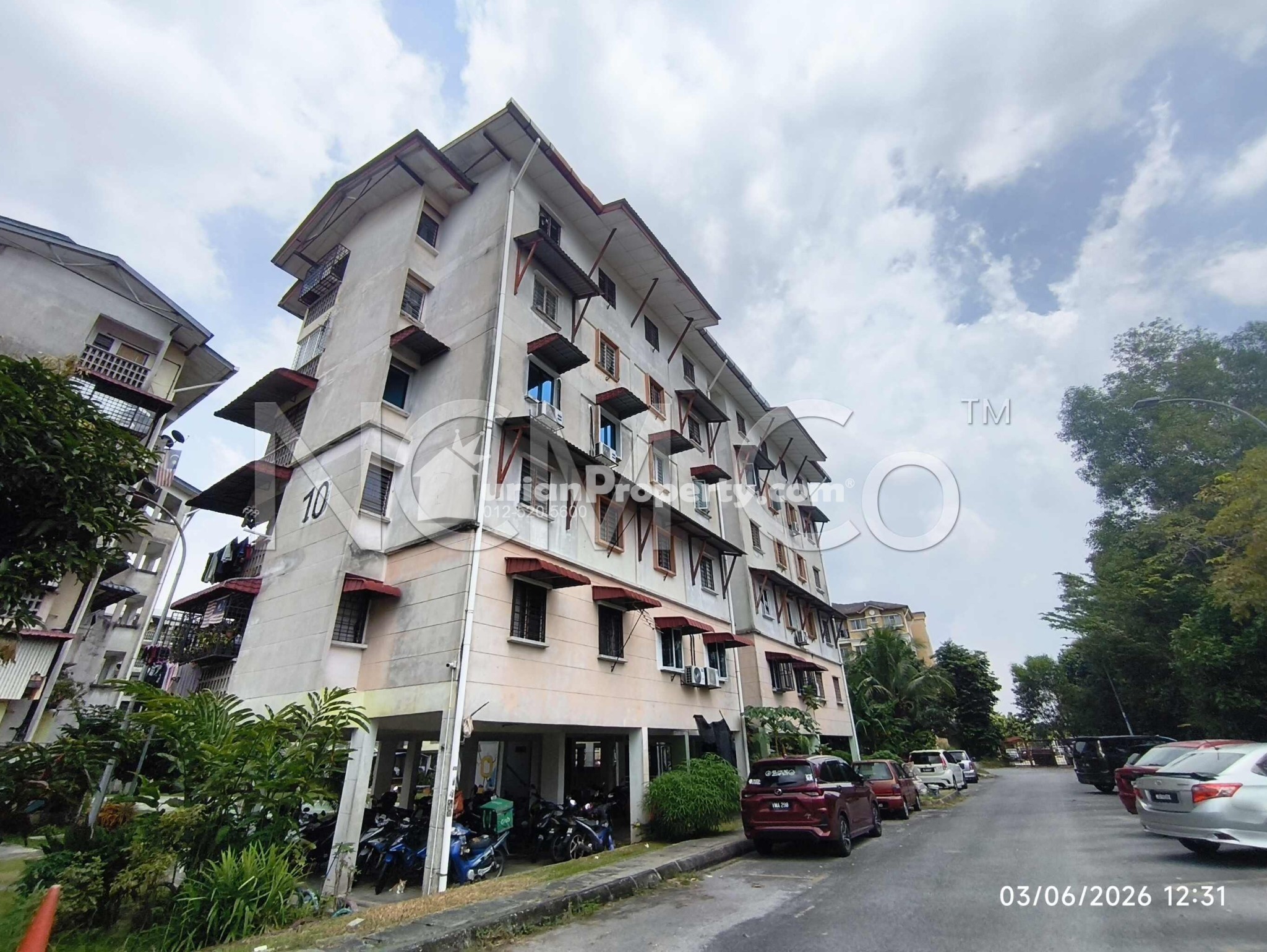 Apartment For Auction at Pangsapuri Teratai