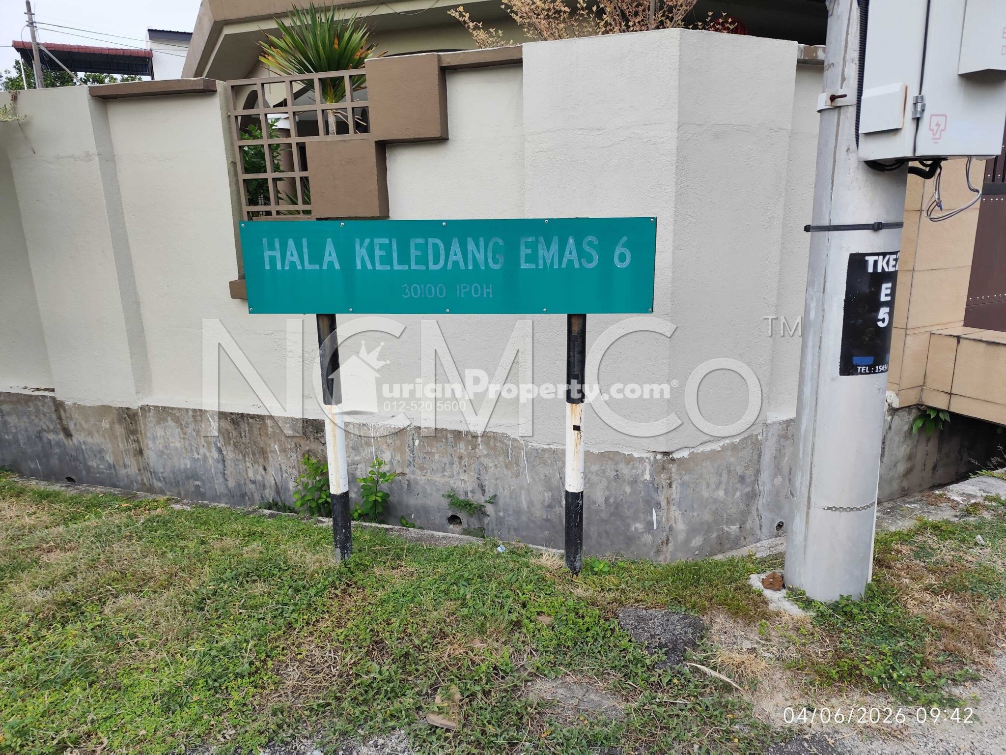 Terrace House For Auction at Taman Kledang Emas