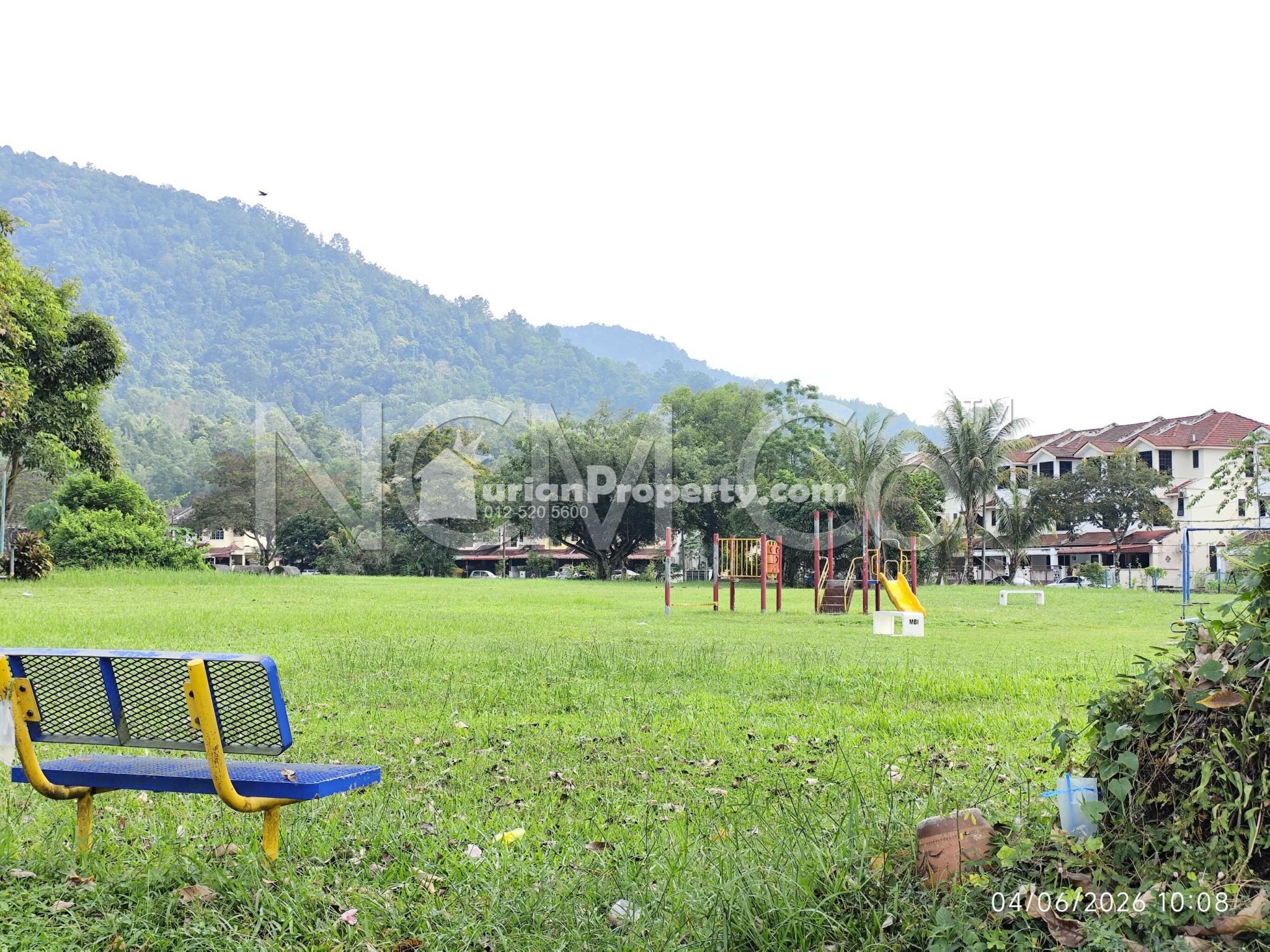 Terrace House For Auction at Taman Kledang Emas