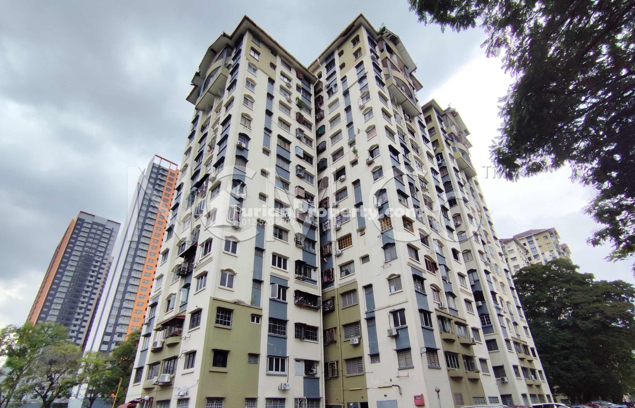 Apartment For Auction at Taman Seri Murni