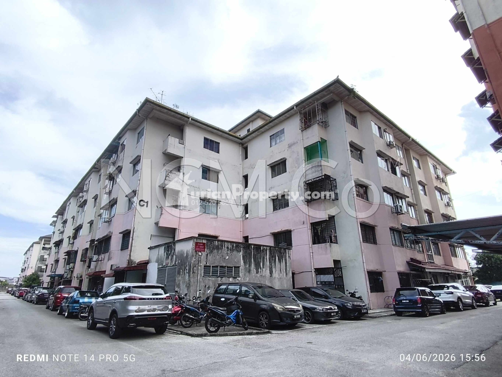 Apartment For Auction at Pangsapuri Seri Proton