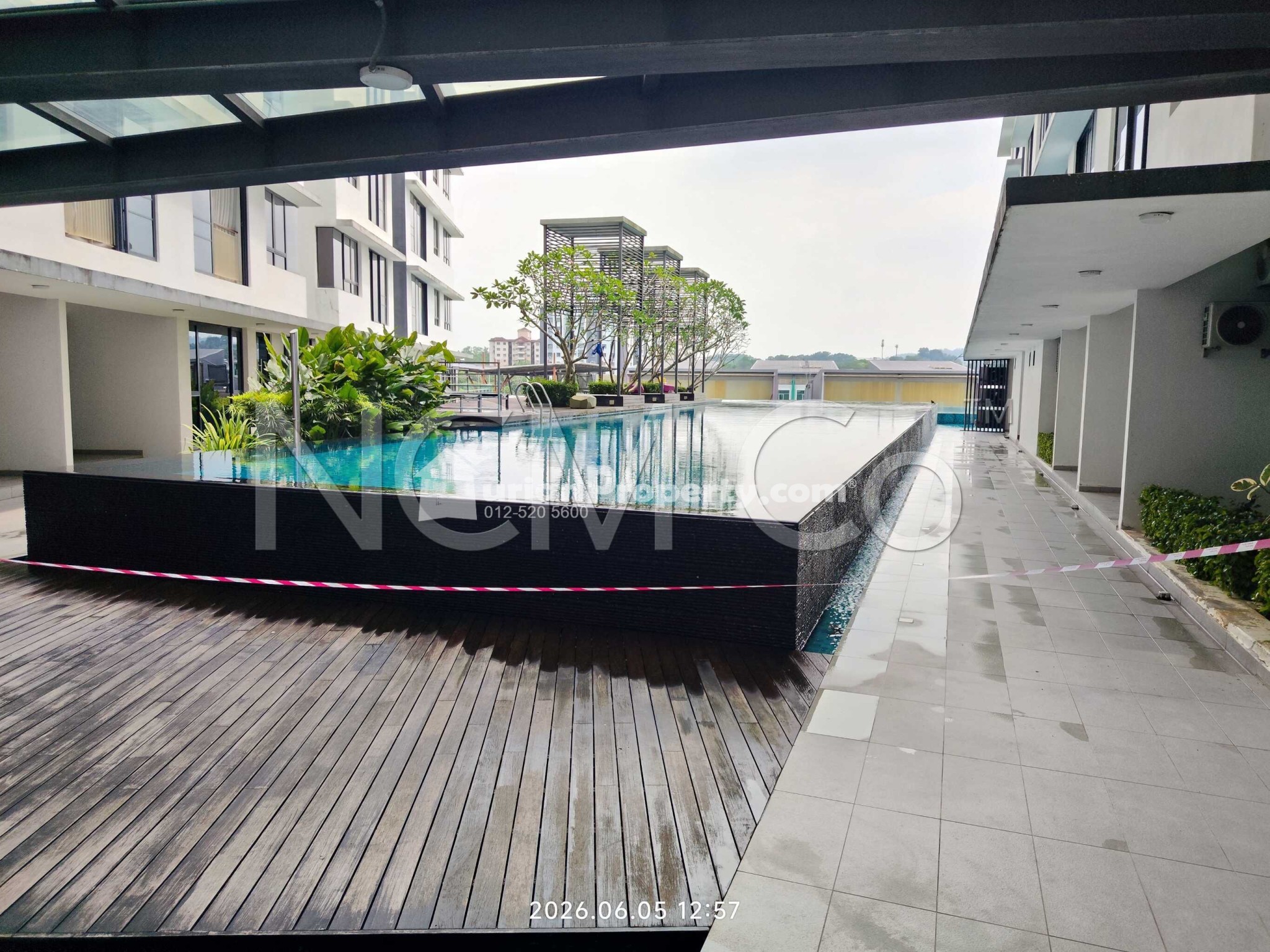 Serviced Residence For Auction at SKYZ Jelutong Residences