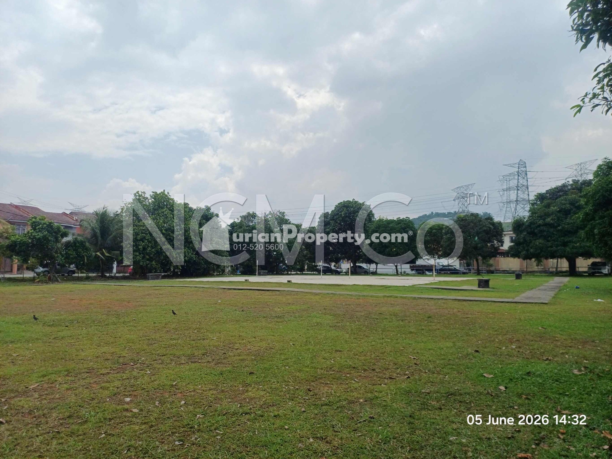 Terrace House For Auction at Taman Dahlia