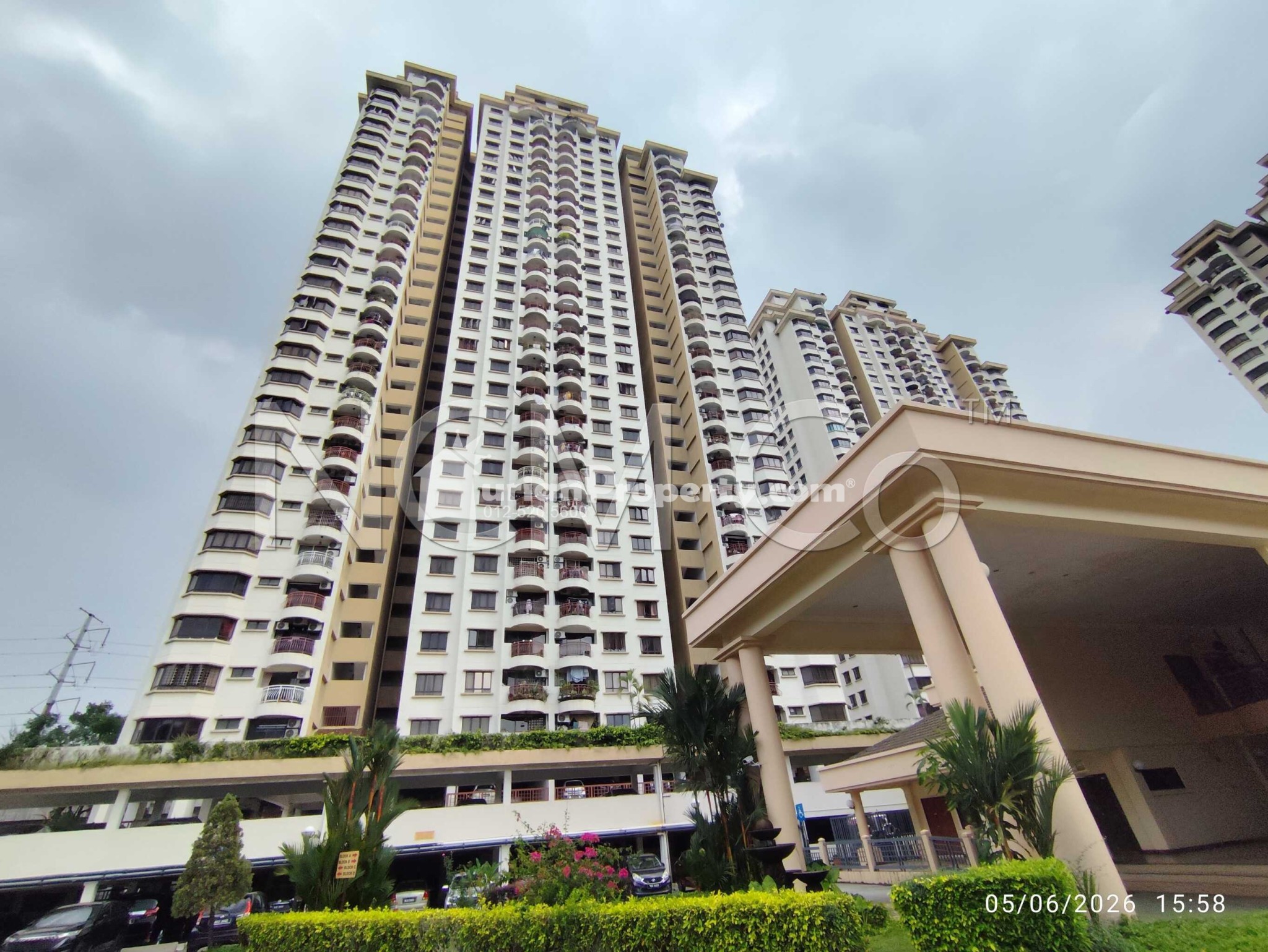 Condo For Auction at Villa Angsana