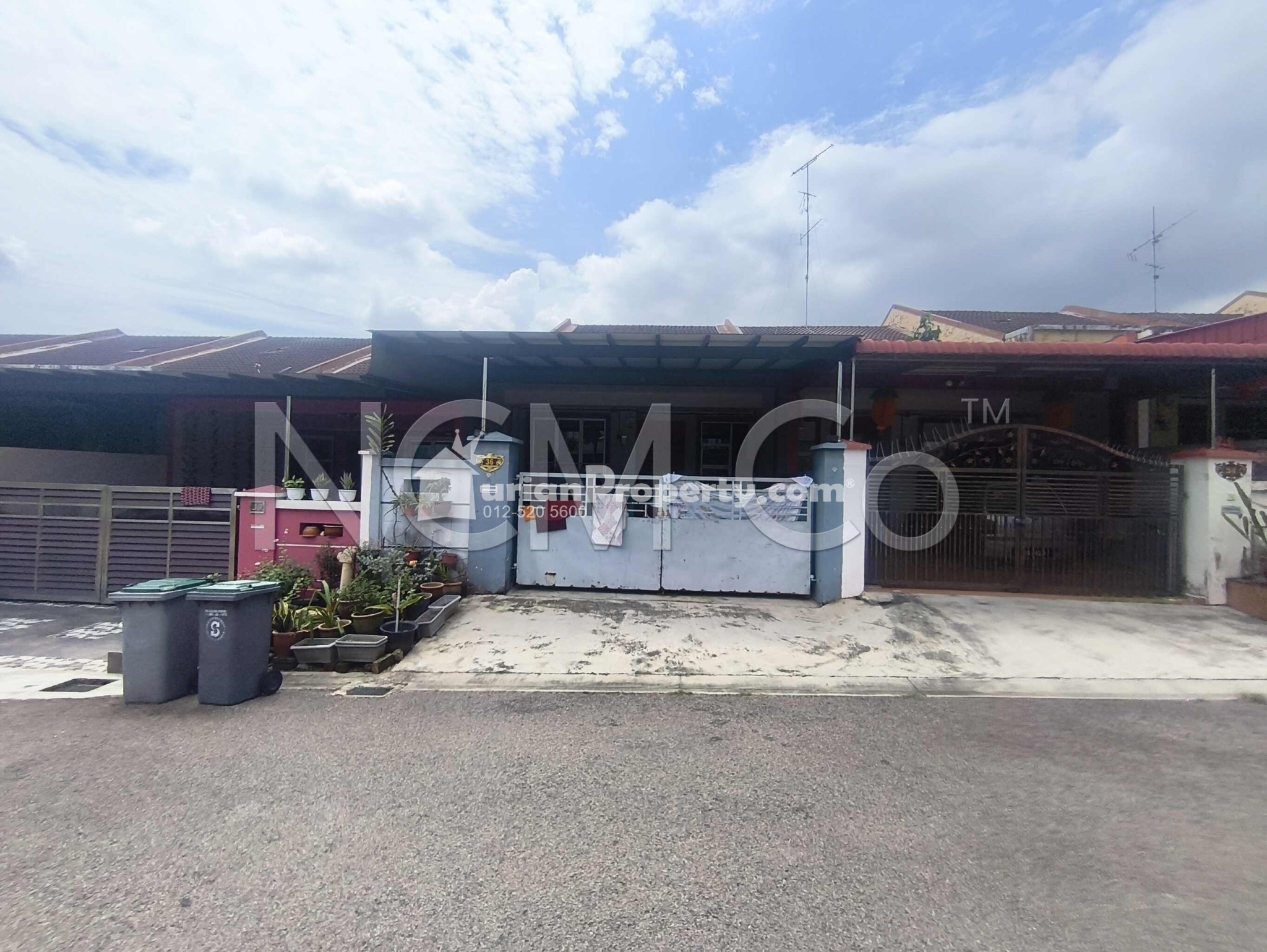 Terrace House For Auction at Taman Bestari Indah