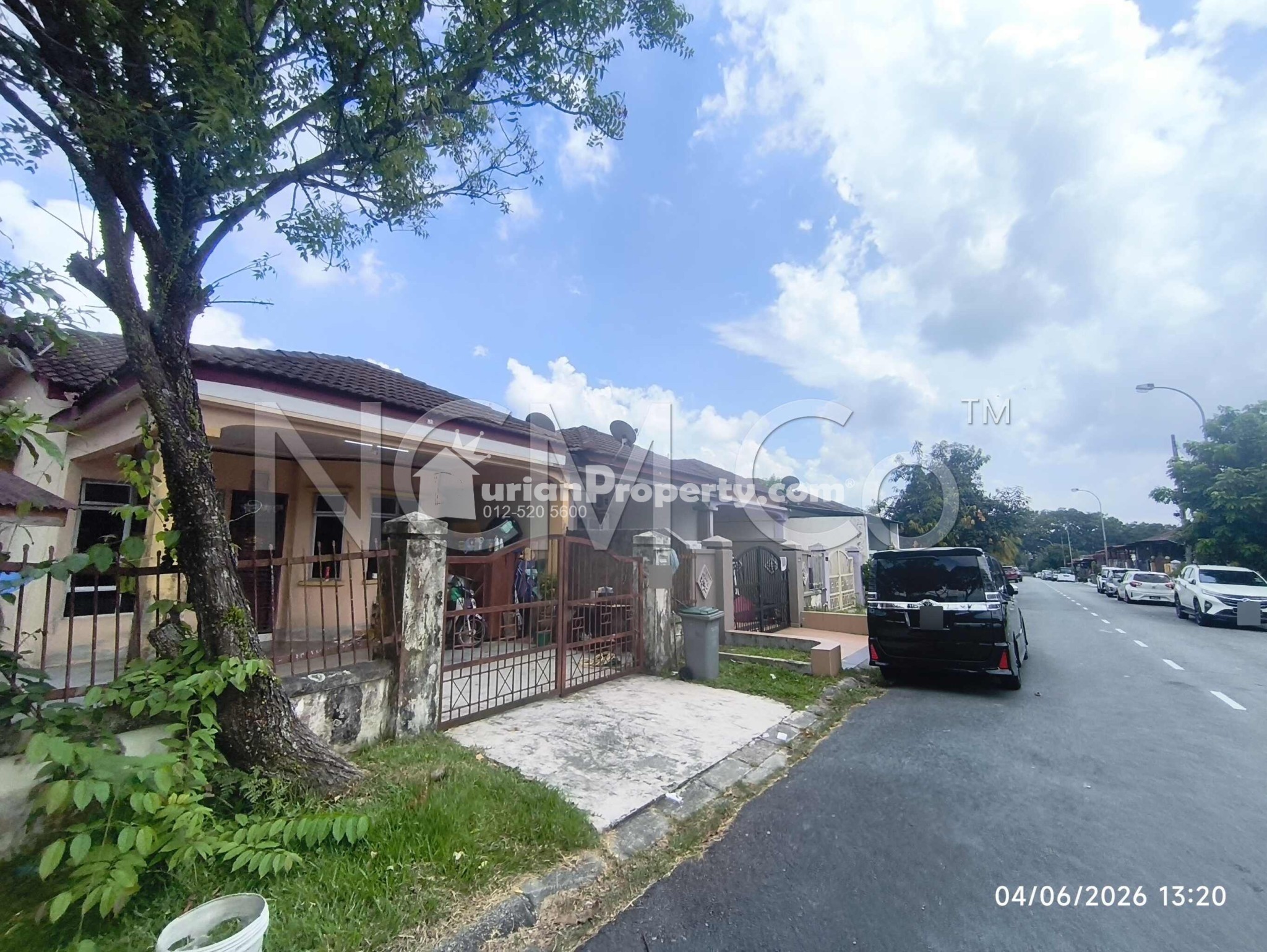 Terrace House For Auction at Taman Pulai Indah