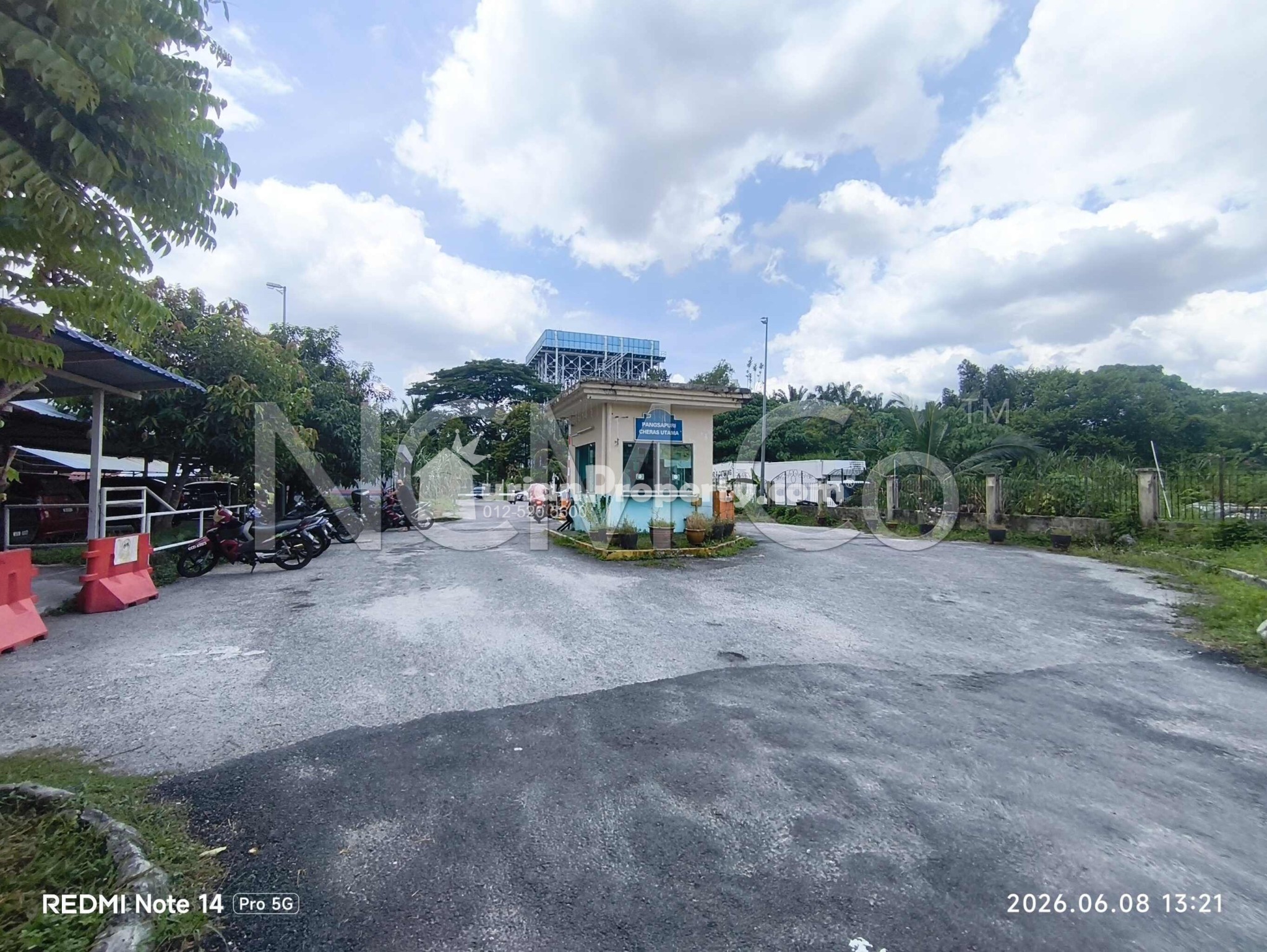 Apartment For Auction at Cheras Utama Apartment