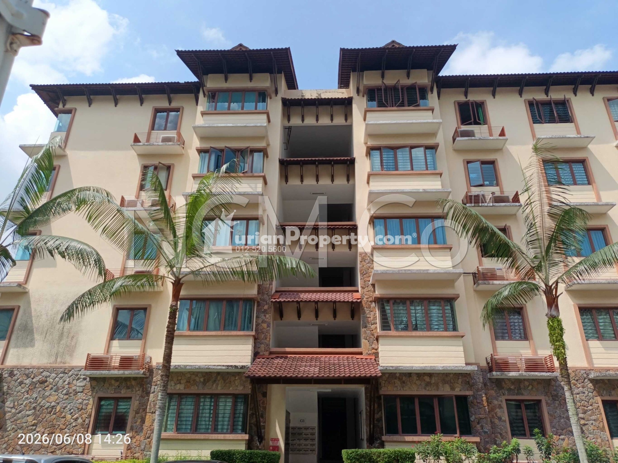 Apartment For Auction at Desa Idaman Residences