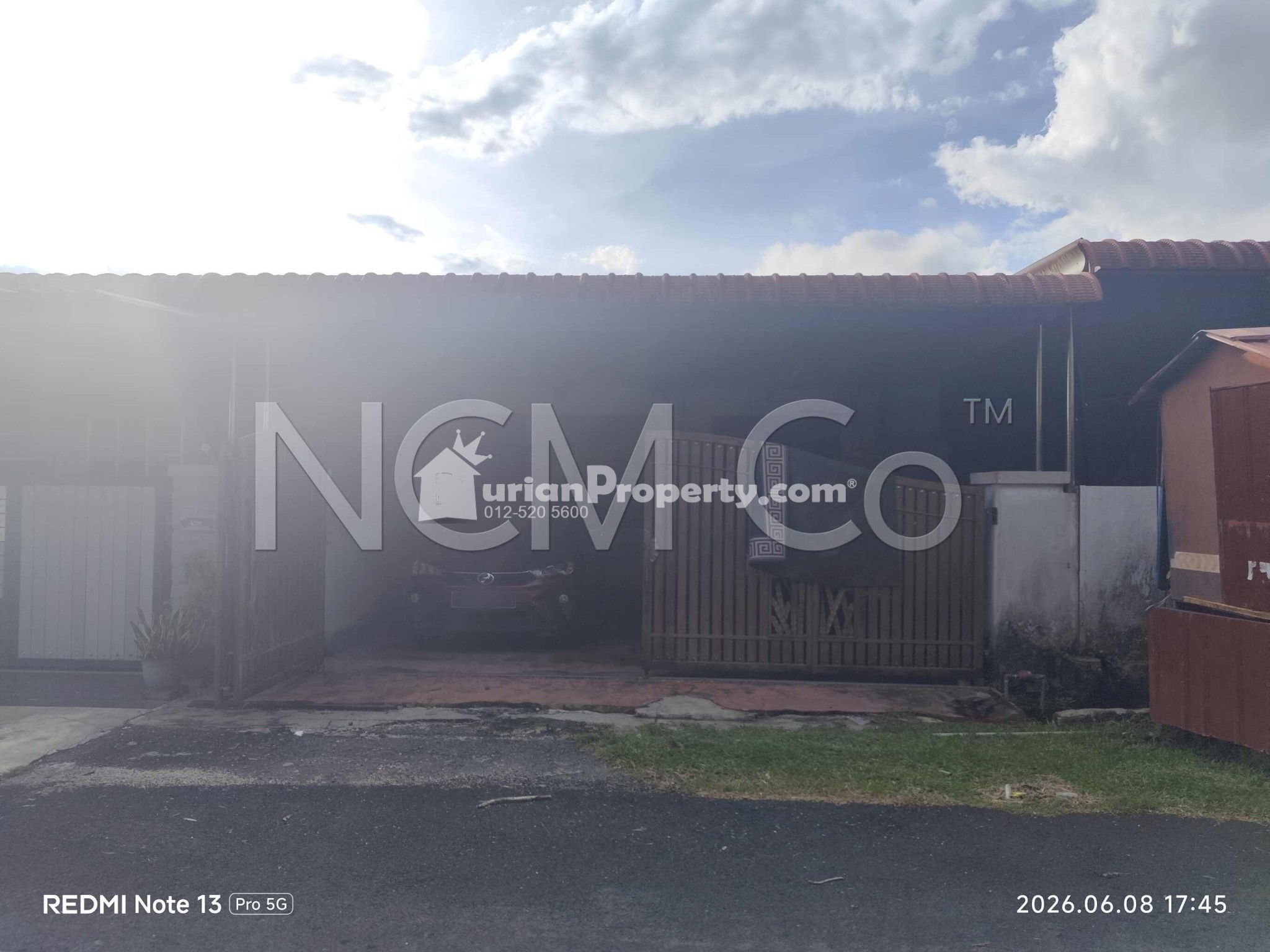 Terrace House For Auction at Taman Seri Mahkota
