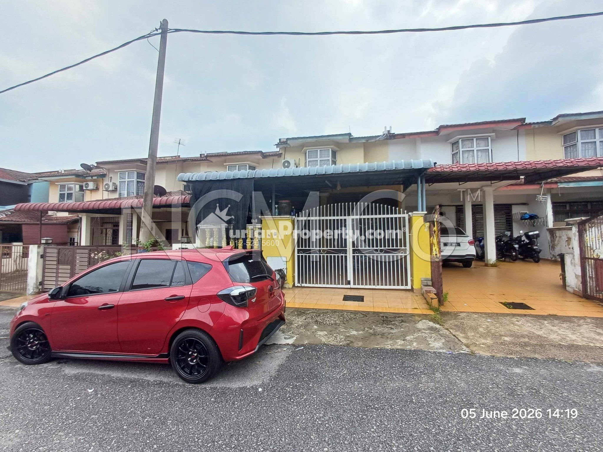 Terrace House For Auction at Taman Dahlia