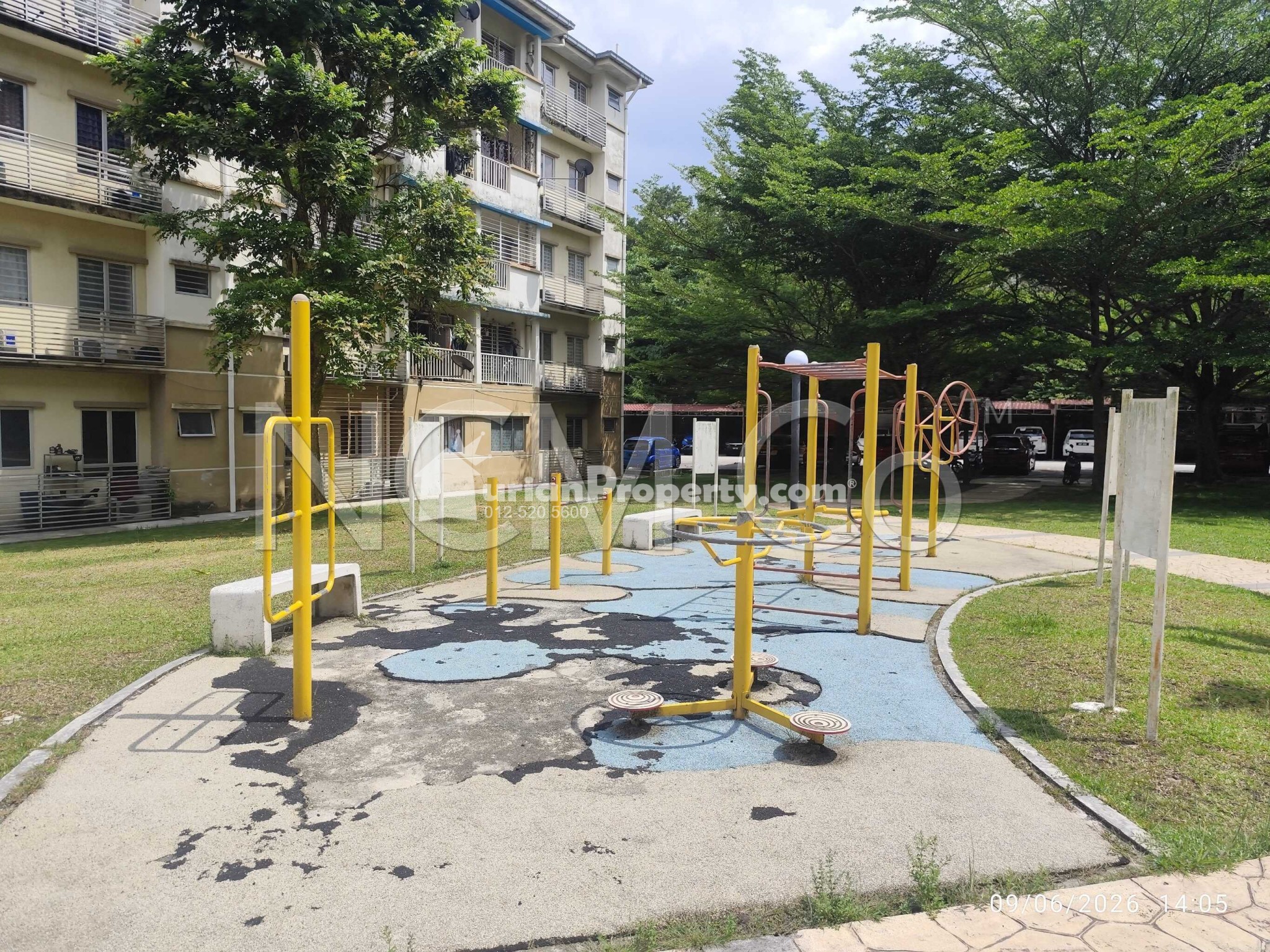 Apartment For Auction at Cheras Intan Apartment