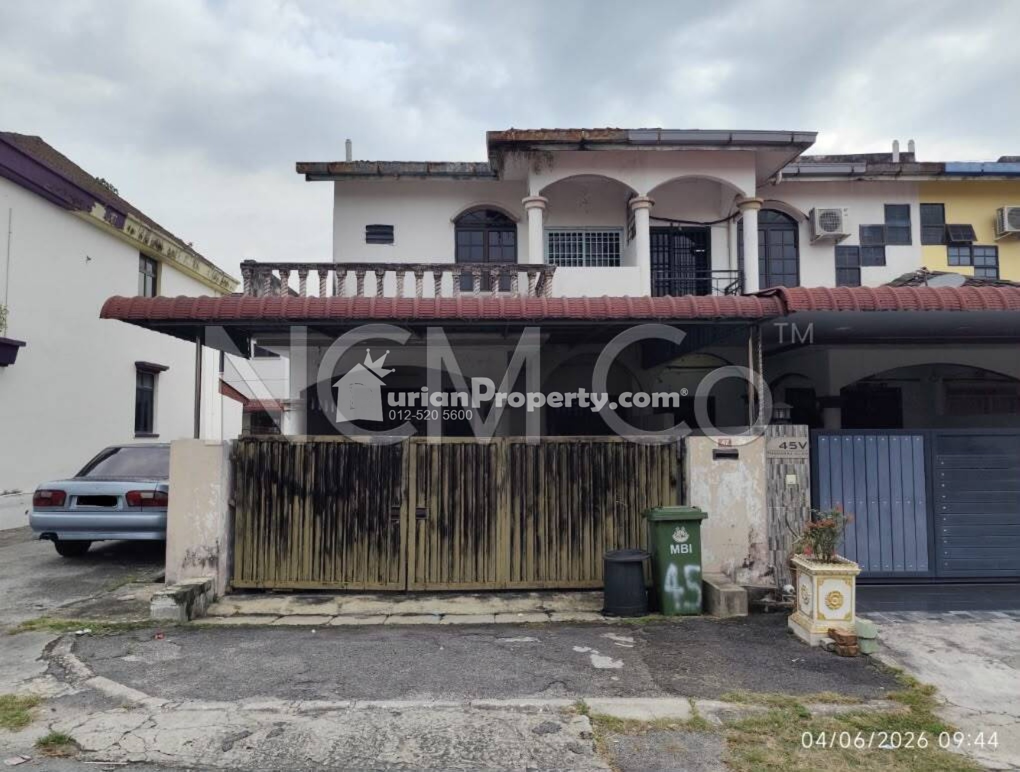 Terrace House For Auction at Taman Kledang Emas