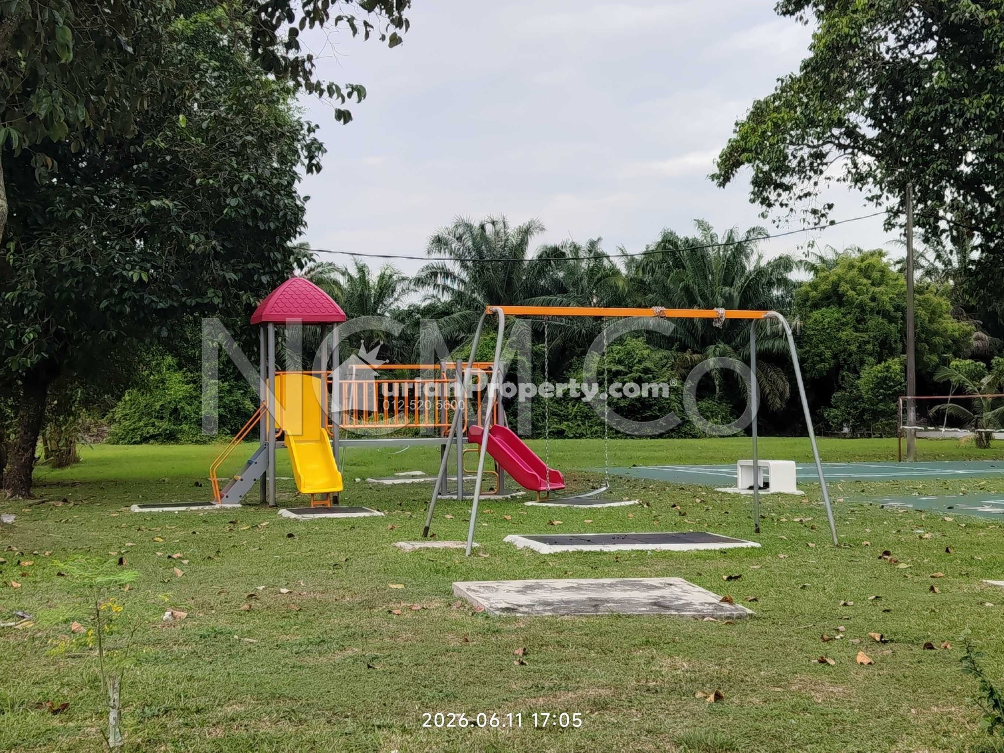 Terrace House For Auction at Taman Saujana Meru