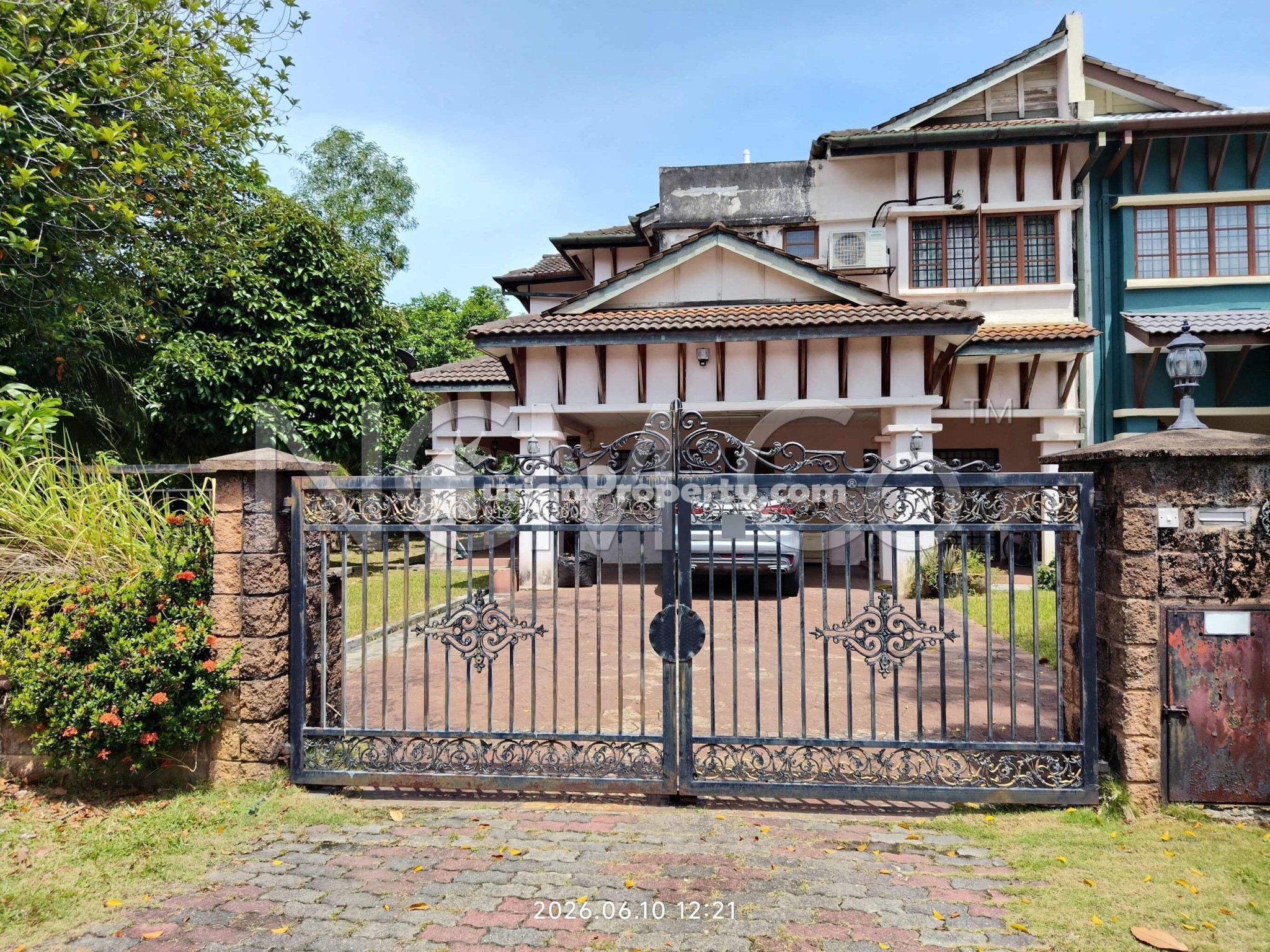 Terrace House For Auction at Bukit Jelutong