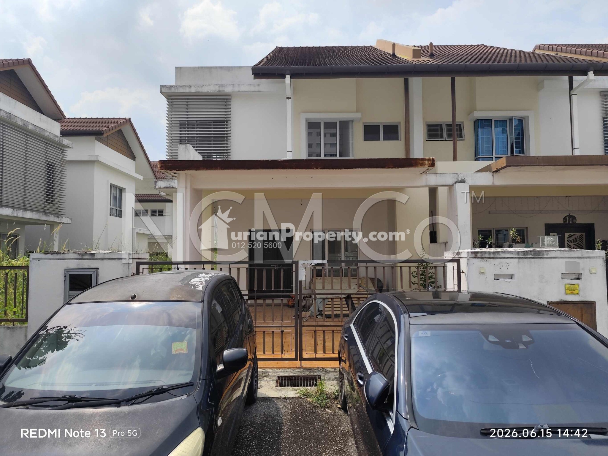 Terrace House For Auction at Puncak Bestari