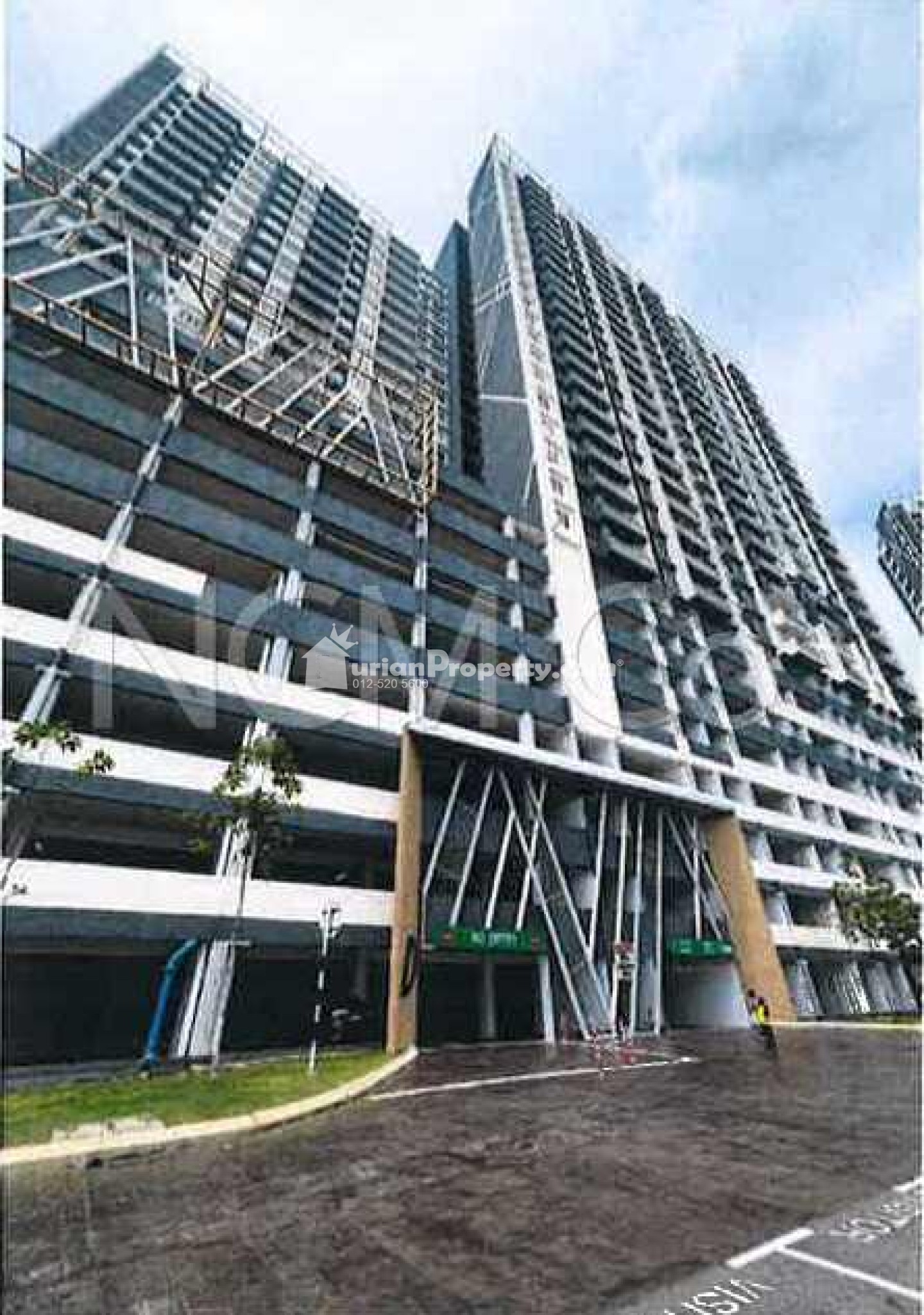 Apartment For Auction at Residensi Adelia