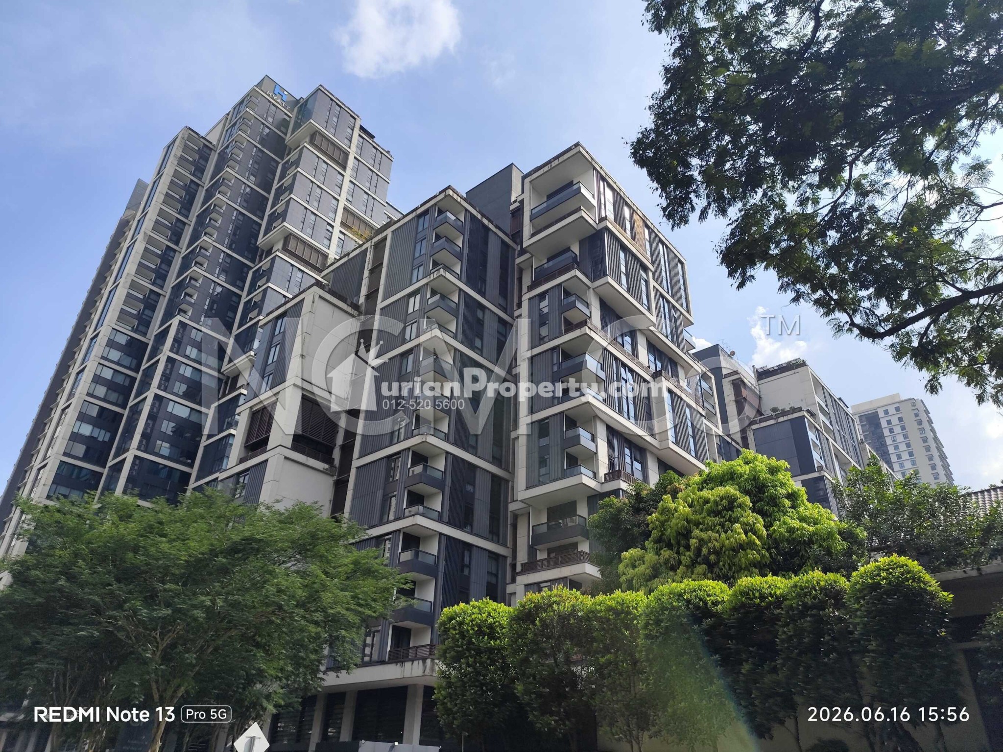 Serviced Residence For Auction at Arcoris