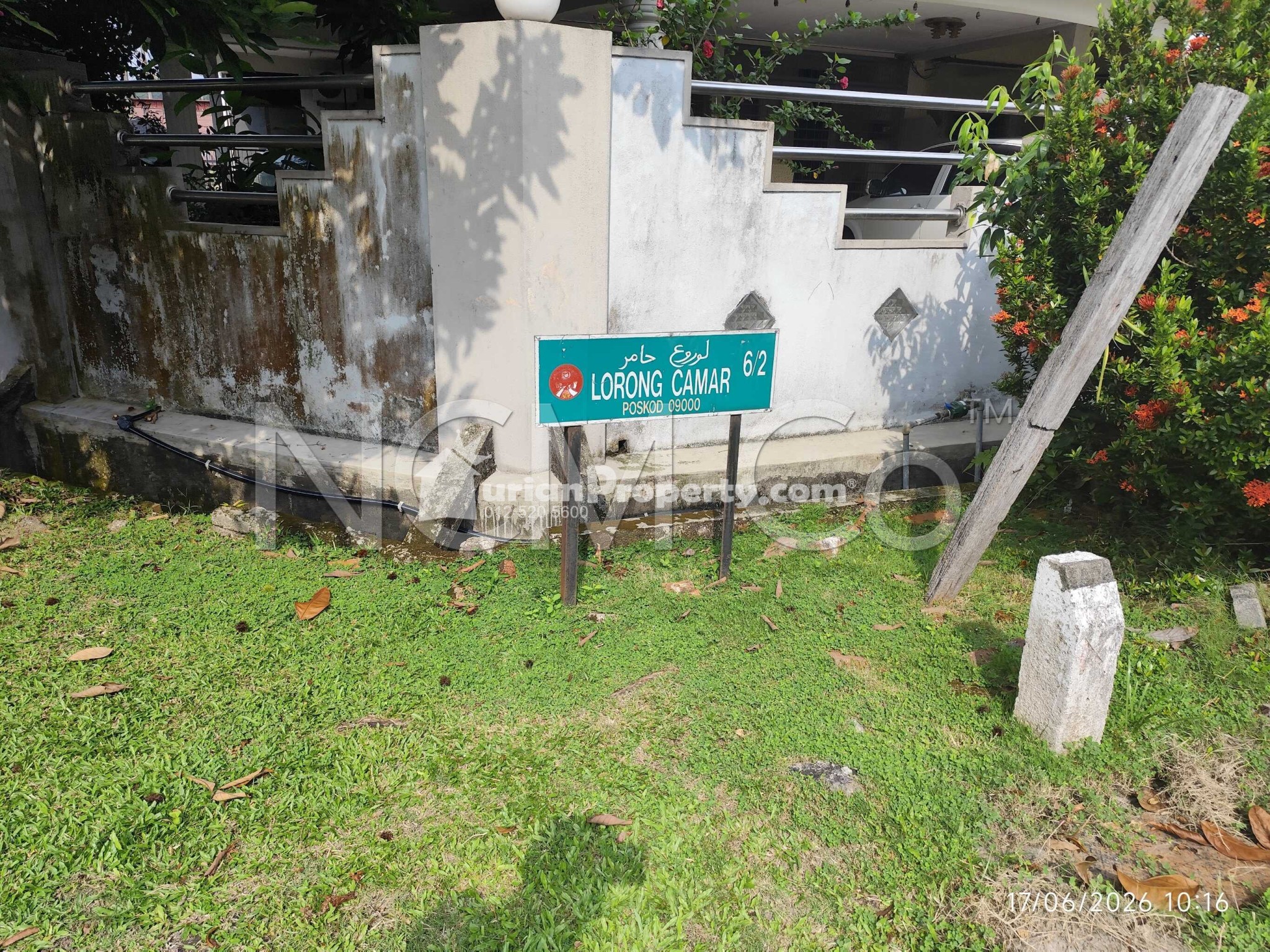 Terrace House For Auction at Taman Camar