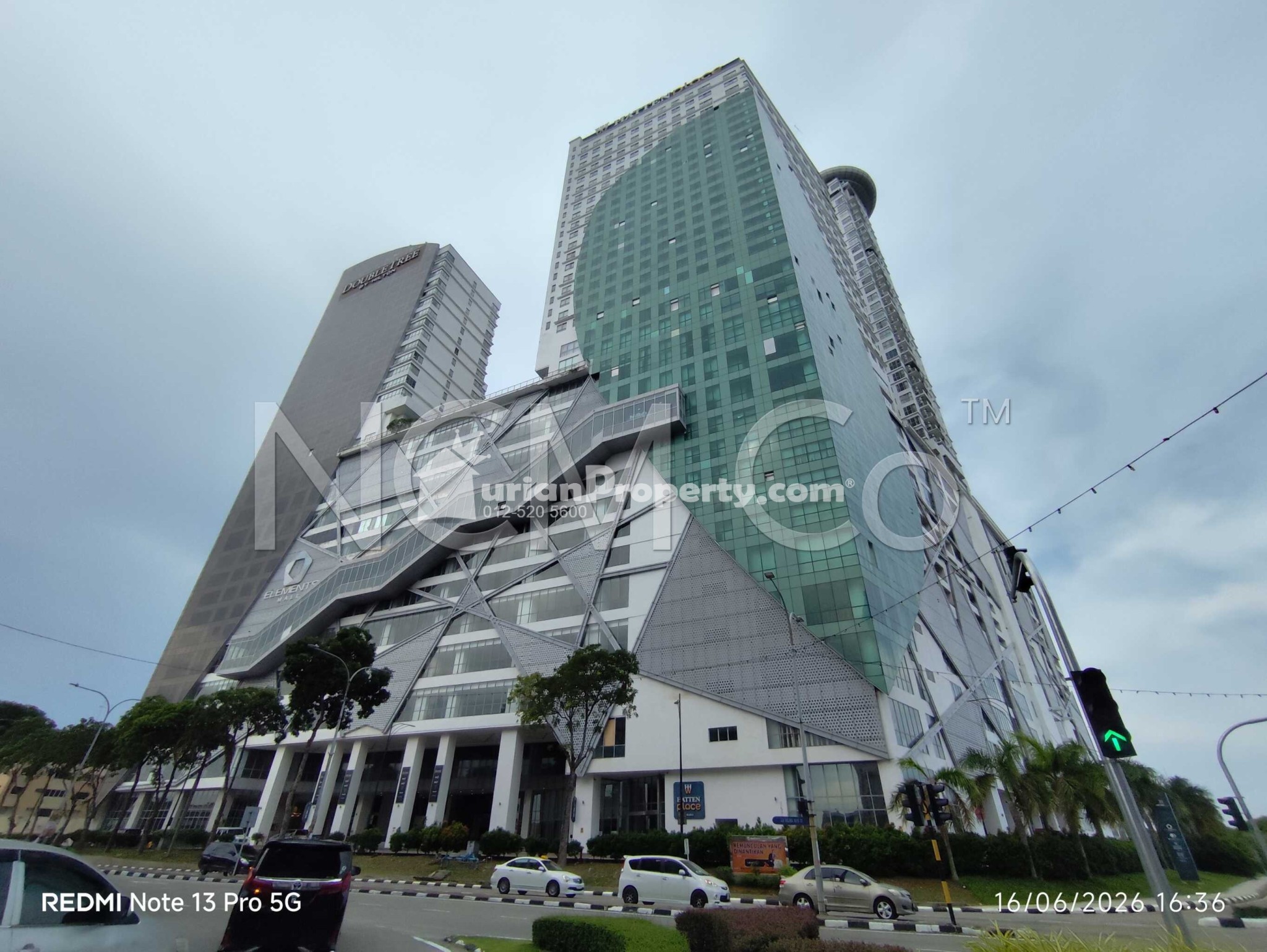 Shop For Auction at Elements Mall Melaka