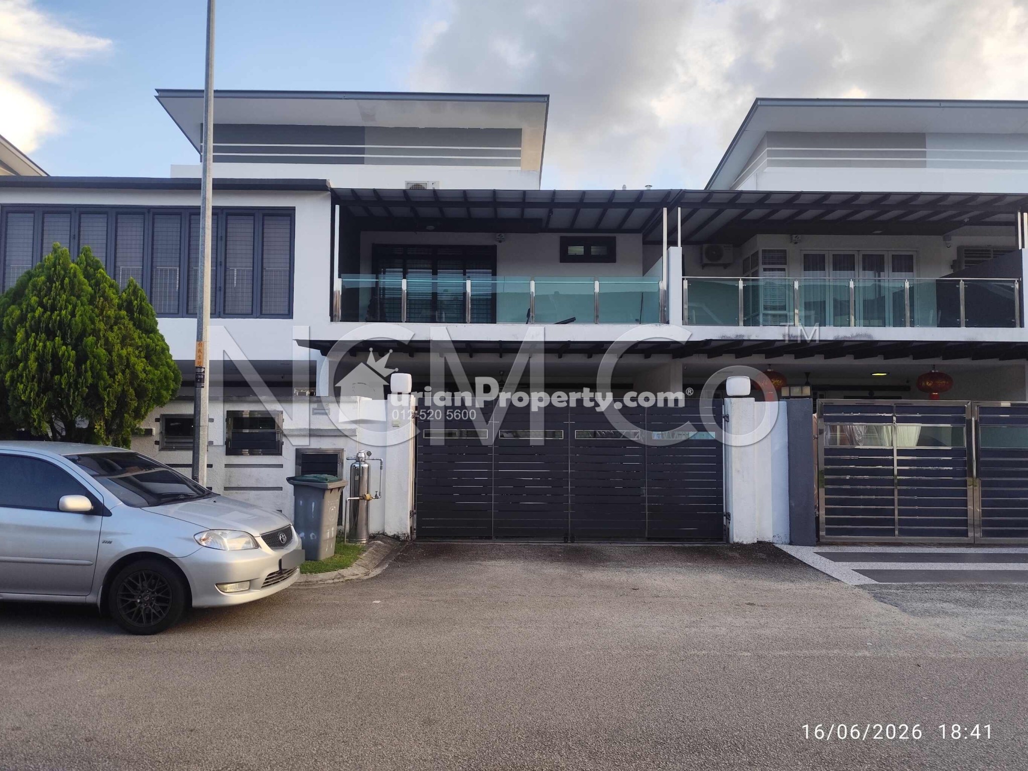 Terrace House For Auction at Bukit Indah