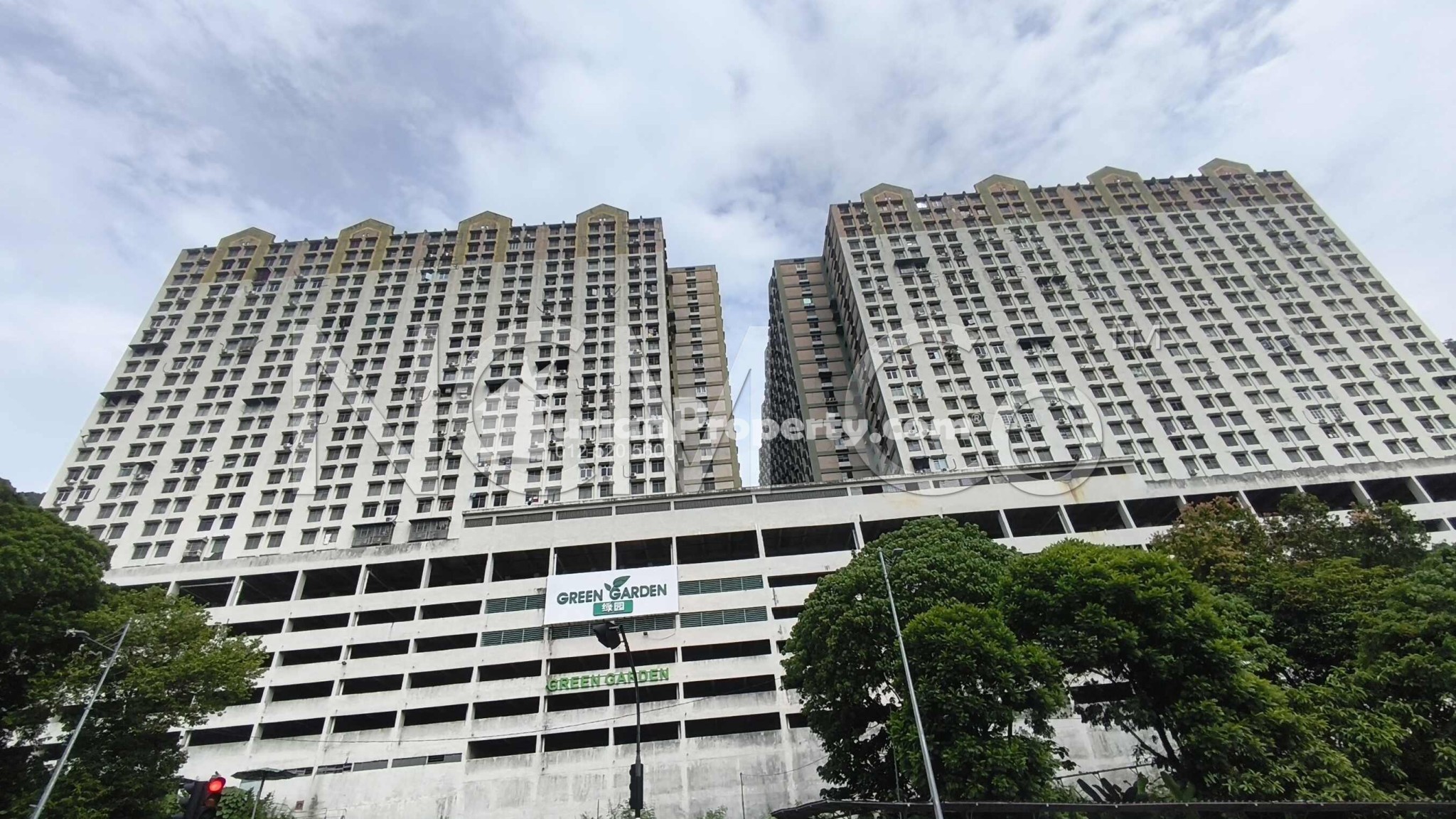 Flat For Auction at Green Garden