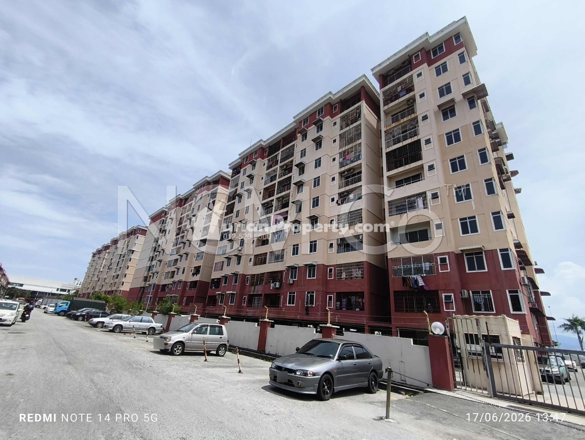 Apartment For Auction at Vista Perdana