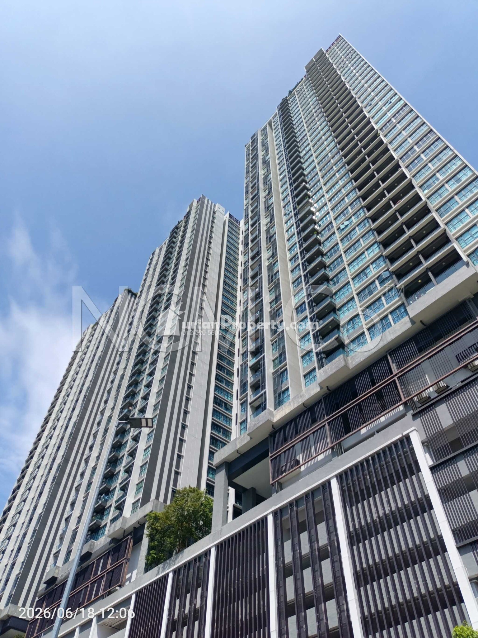 Serviced Residence For Auction at Citizen
