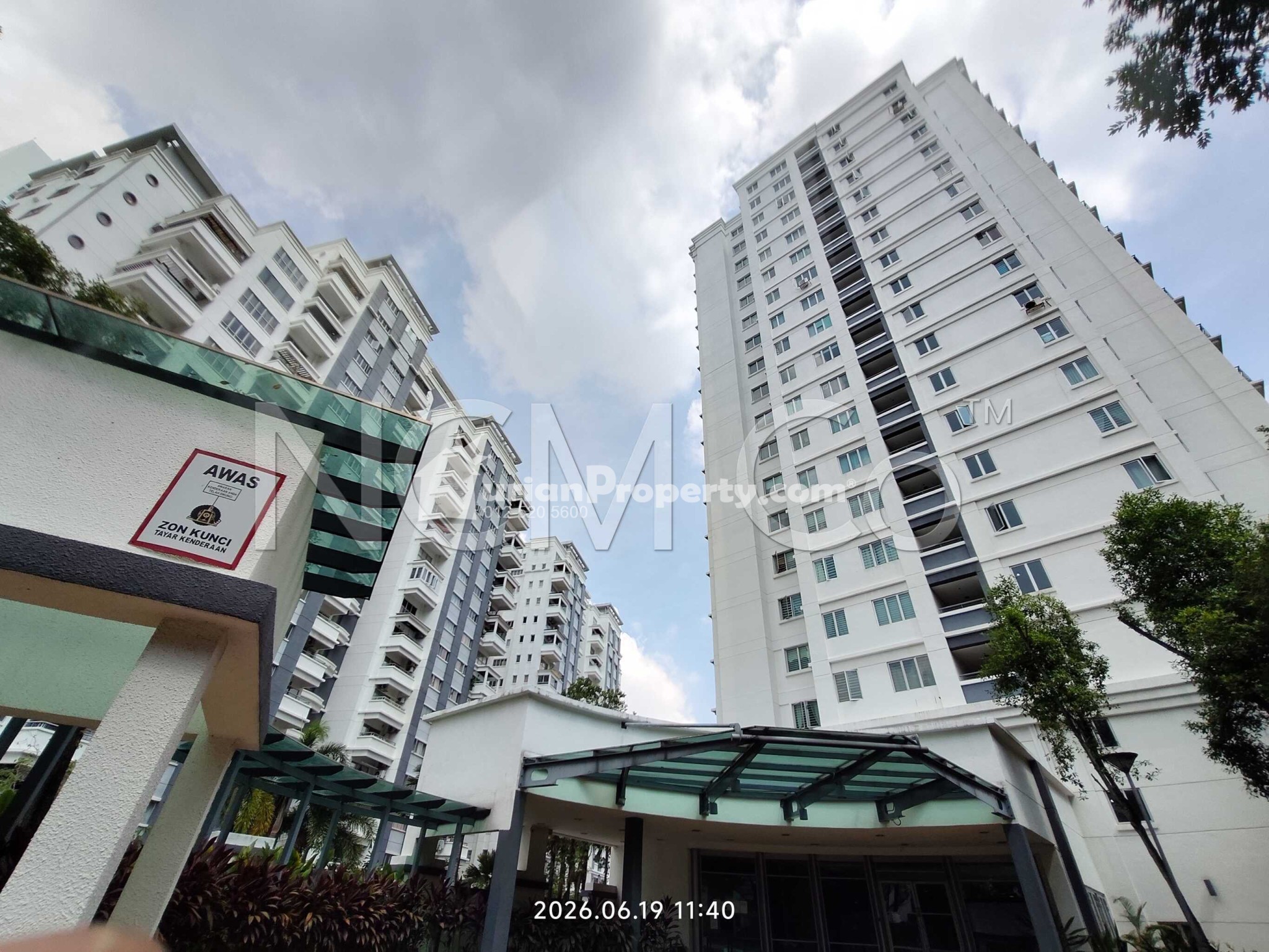 Serviced Residence For Auction at Perdana Emerald Condominium