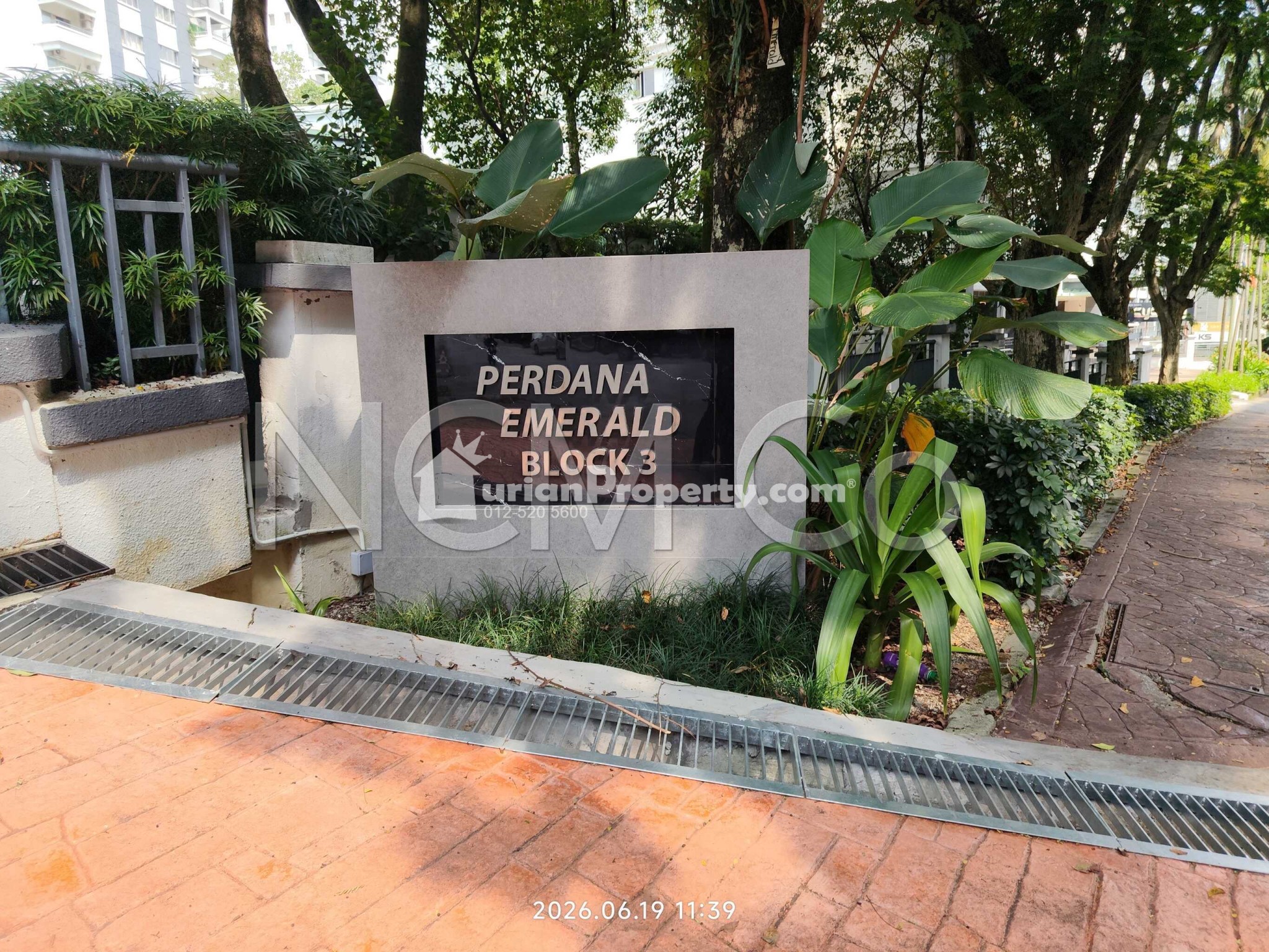 Serviced Residence For Auction at Perdana Emerald Condominium