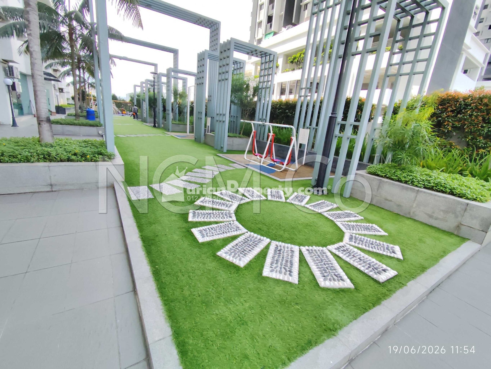 Apartment For Auction at Bayu Sentul