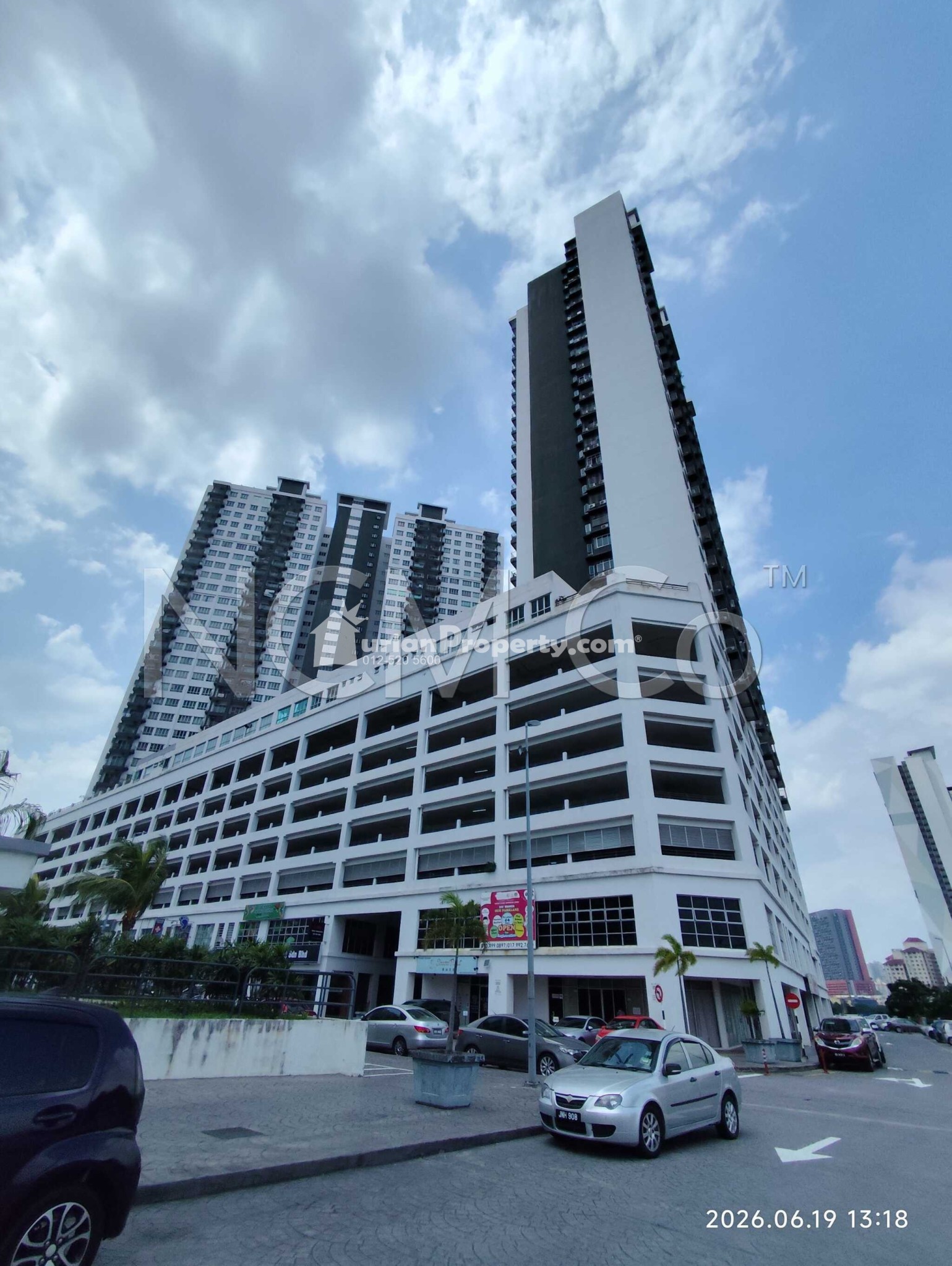 Serviced Residence For Auction at OUG Parklane