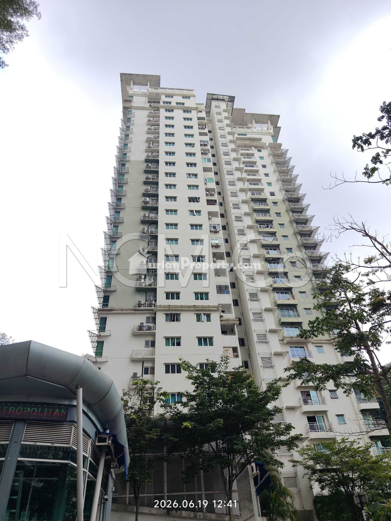 Serviced Residence For Auction at Metropolitan Square
