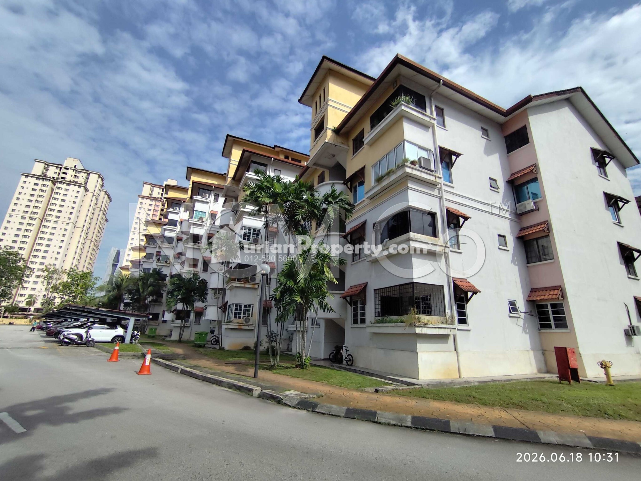 Condo For Auction at Anjung Villa