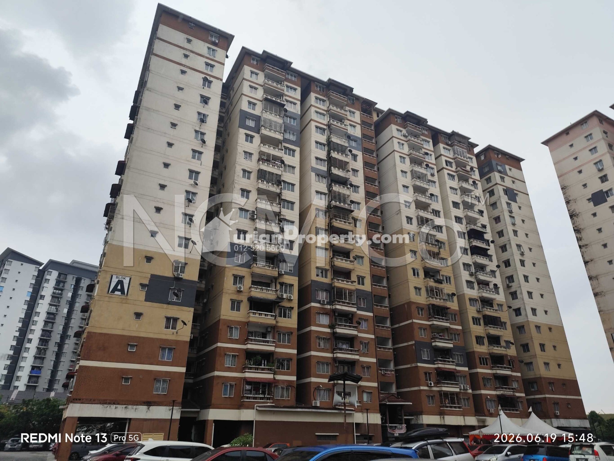 Apartment For Auction at Laguna Biru