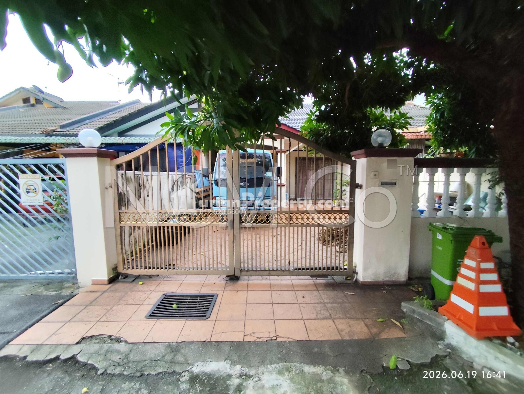 Terrace House For Auction at Sri Petaling
