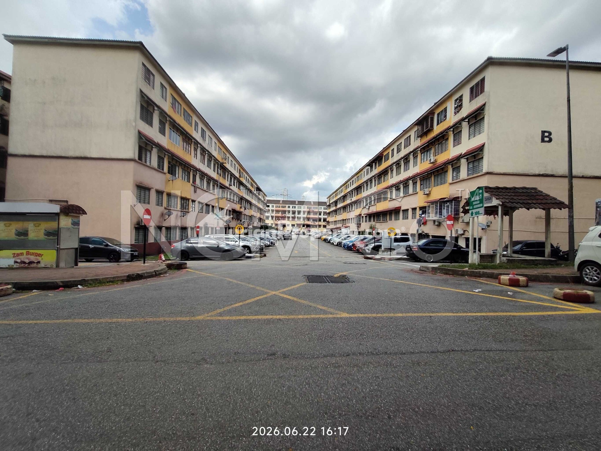 Apartment For Auction at Rampai Idaman