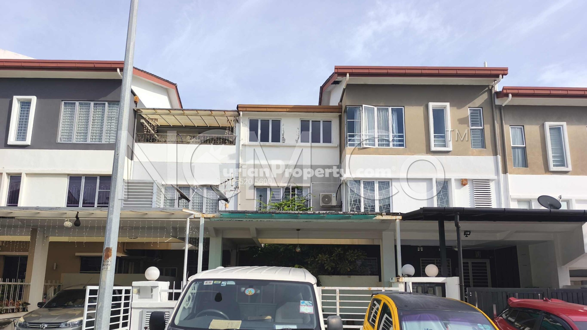 Terrace House For Auction at D'Alpinia