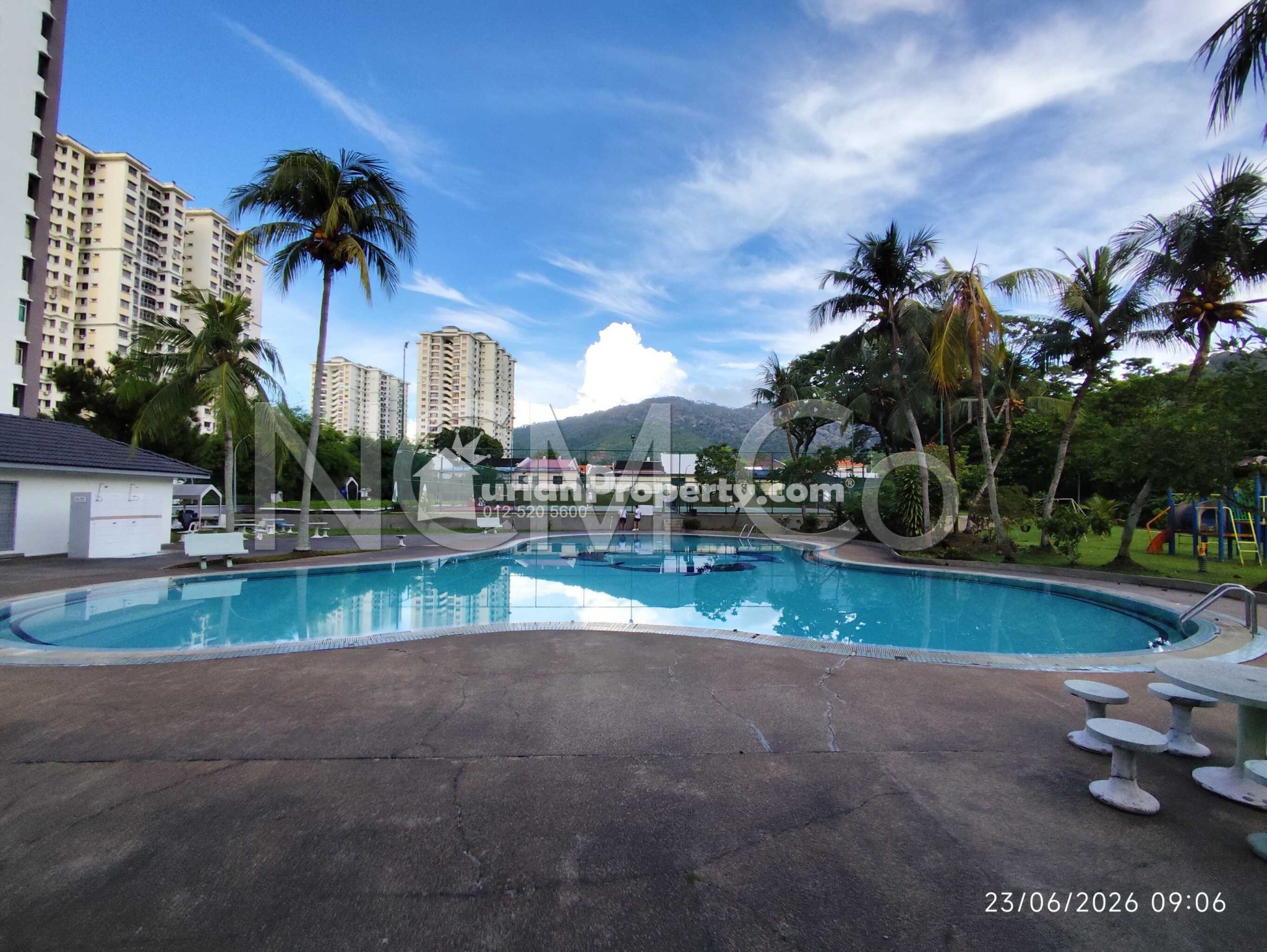 Condo For Auction at Grand View