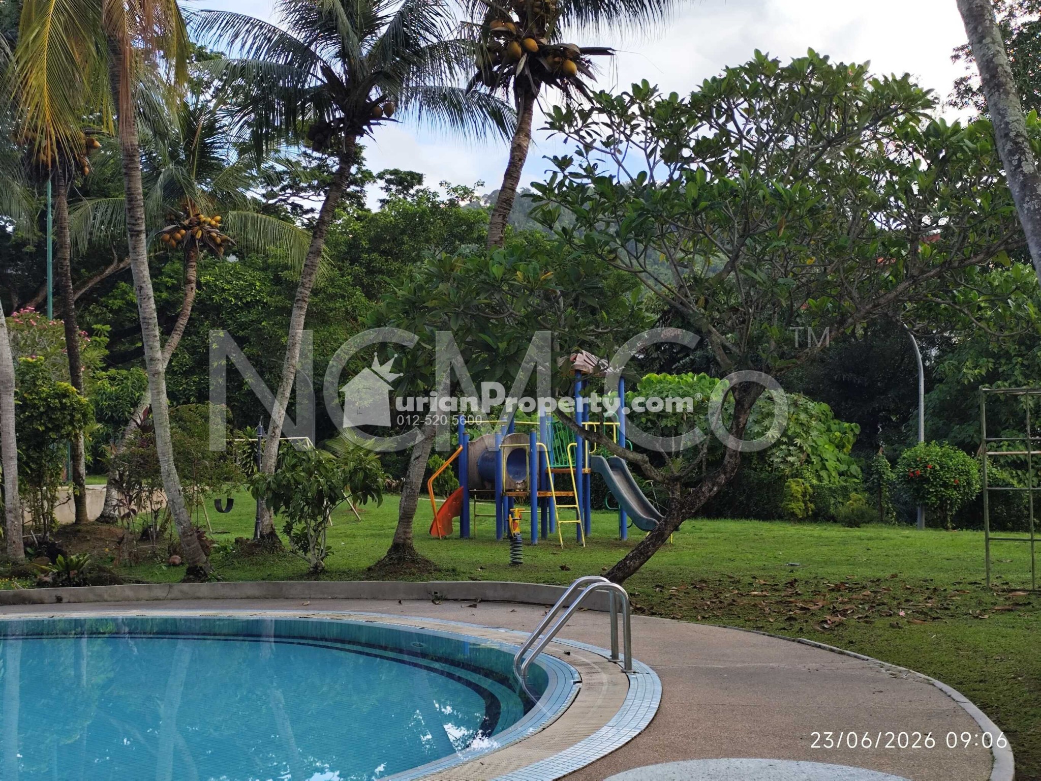 Condo For Auction at Grand View