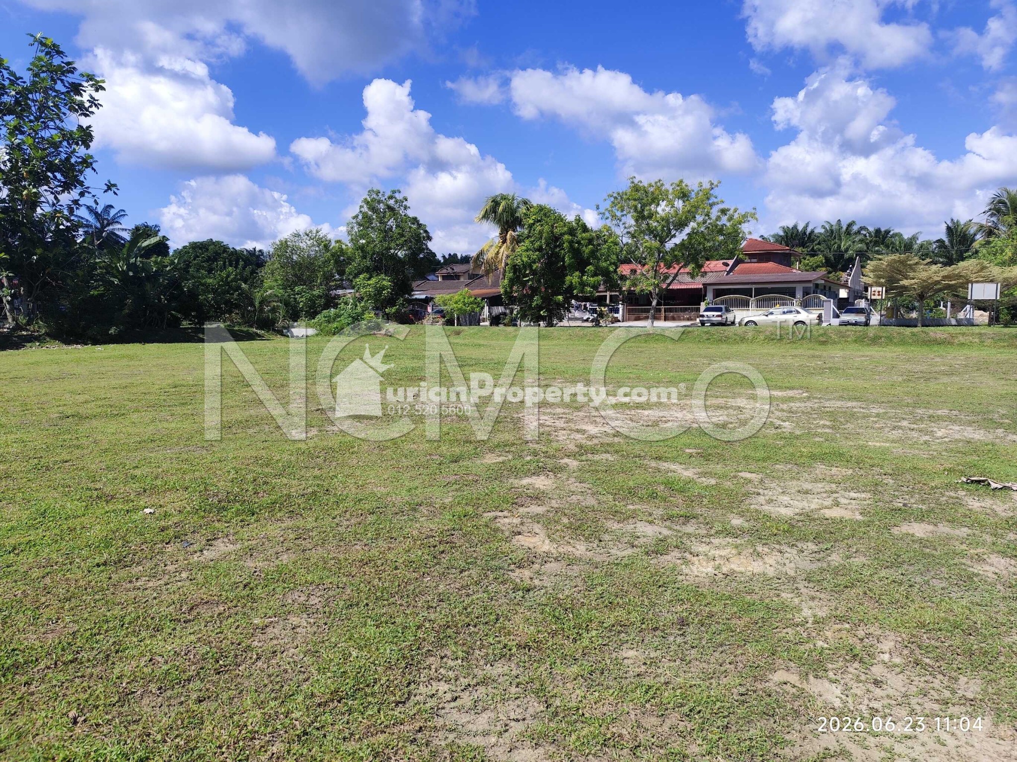 Terrace House For Auction at Taman Dindings