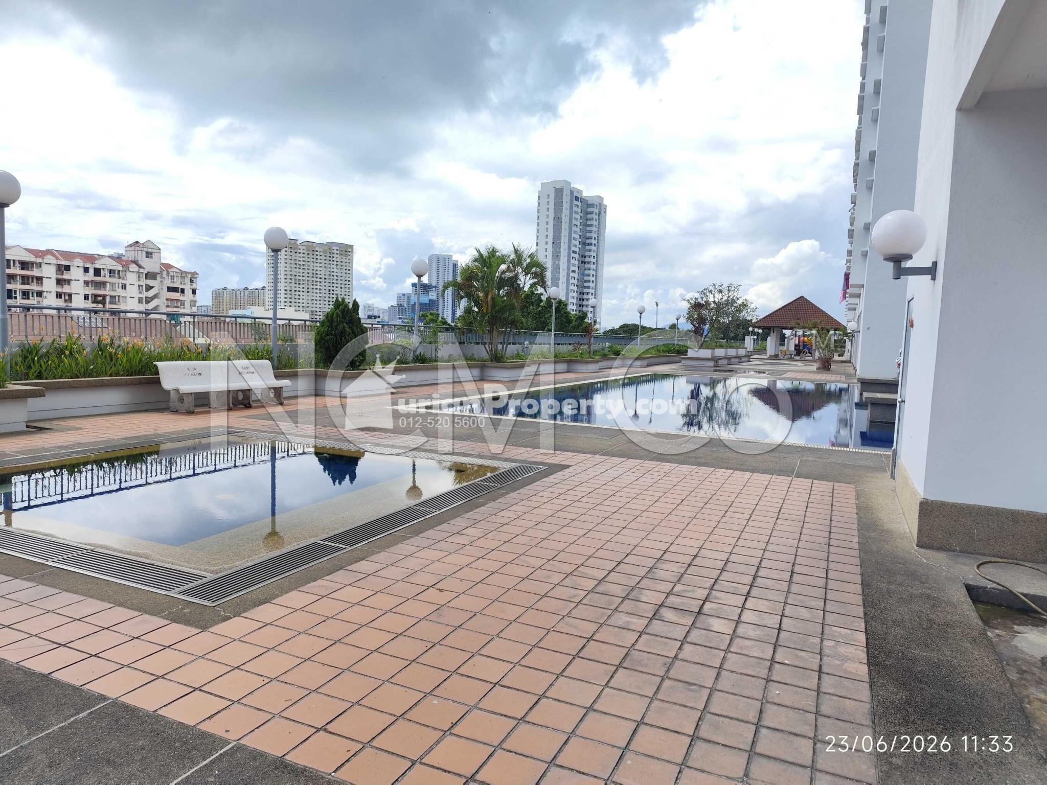 Apartment For Auction at Symphony Park