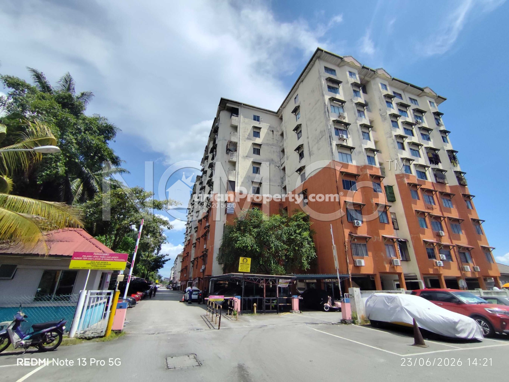 Apartment For Auction at Pangsapuri Seri Proton