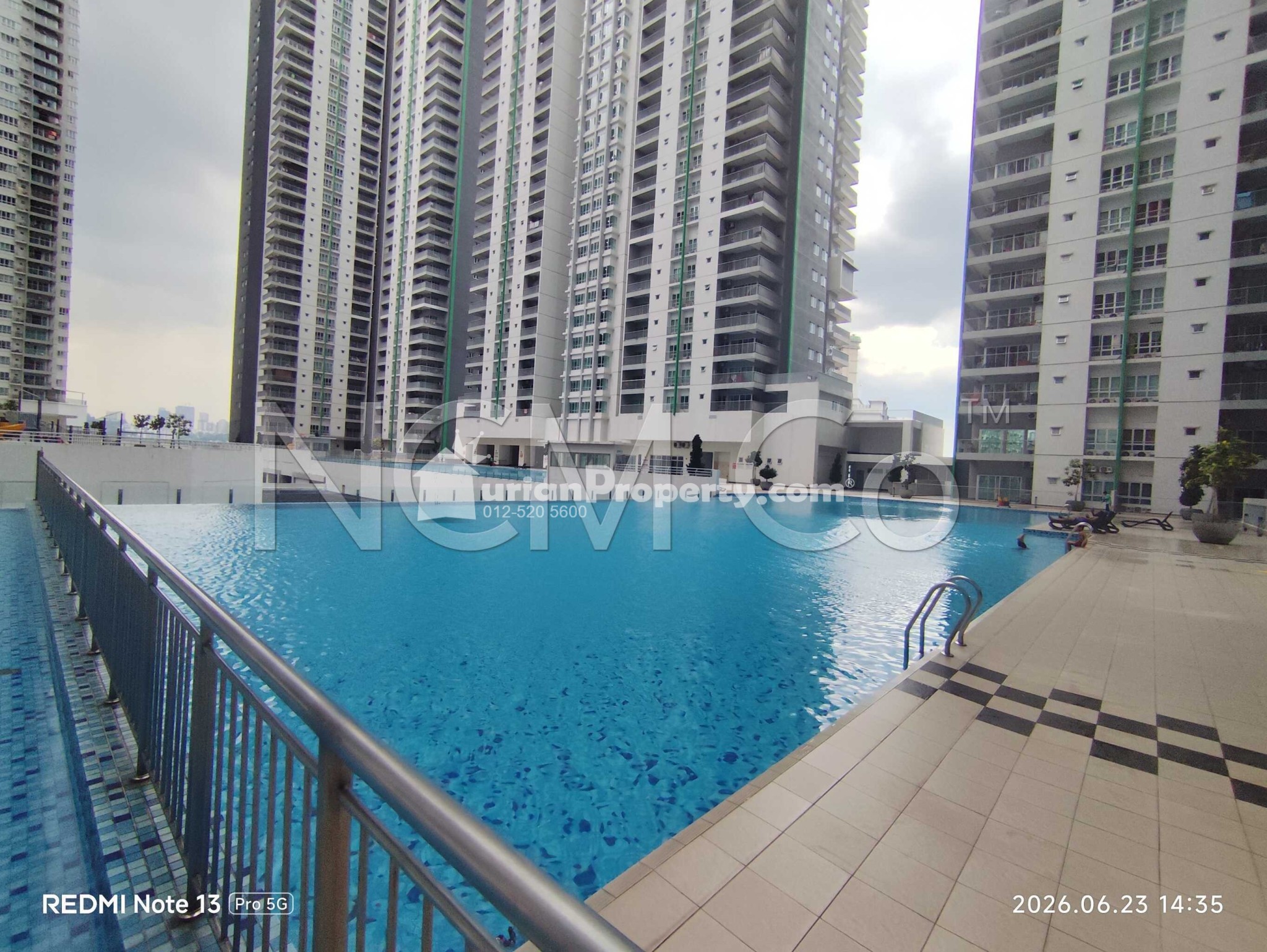 Serviced Residence For Auction at Razak City Residences