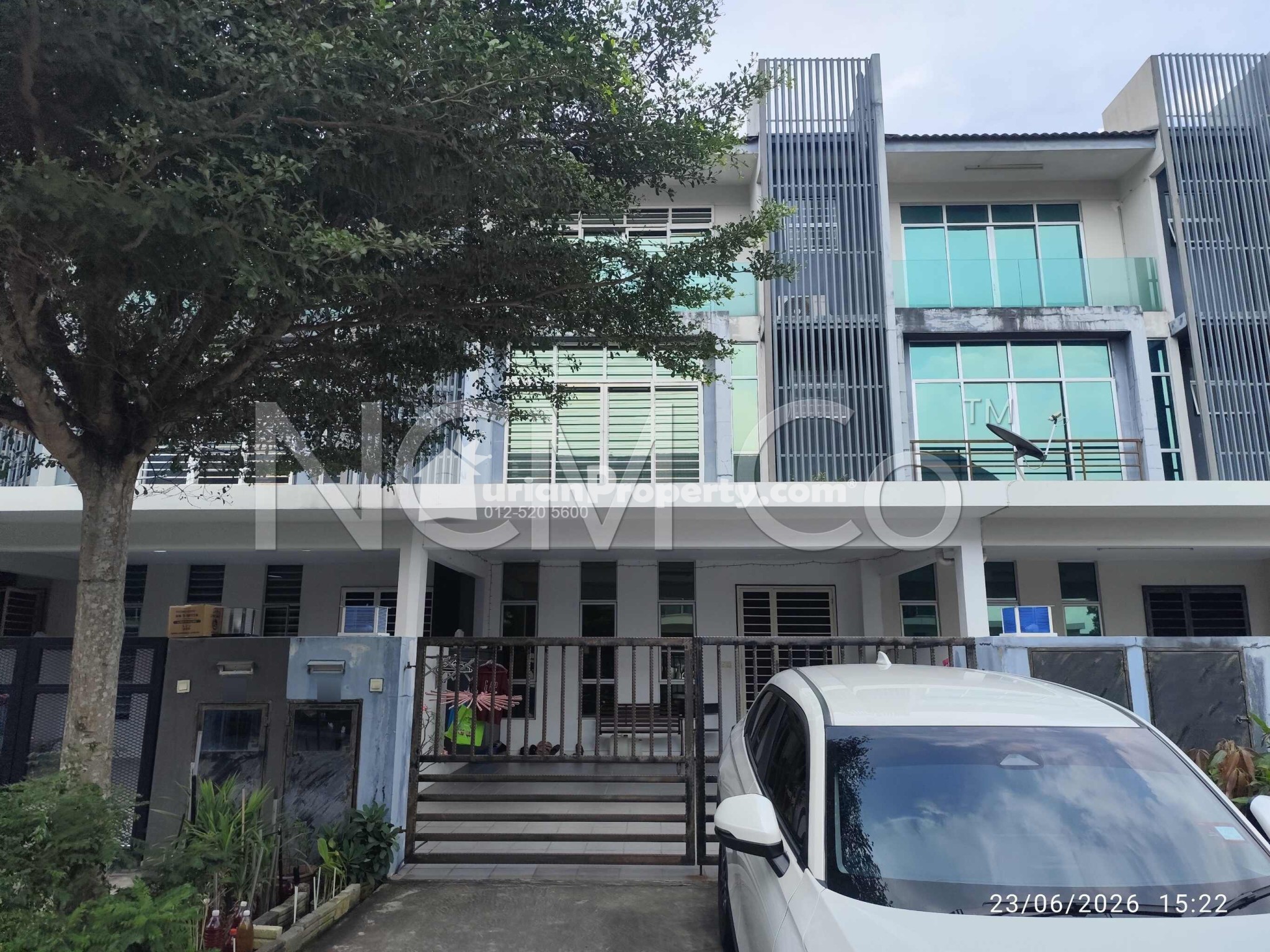 Terrace House For Auction at Bangi Avenue